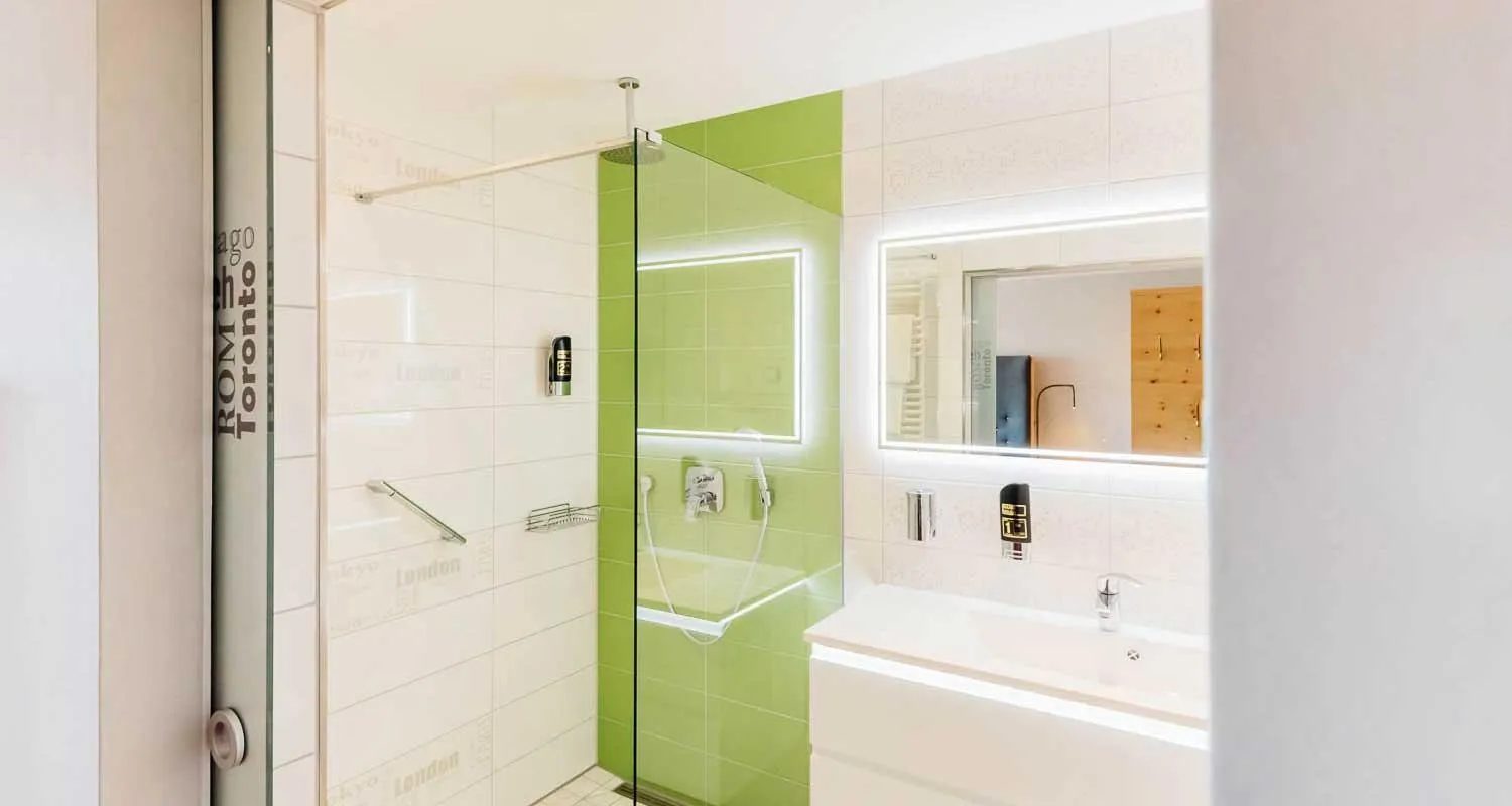 Bathroom in Erlebnishotel "Zur Schiffsmühle" GmbH