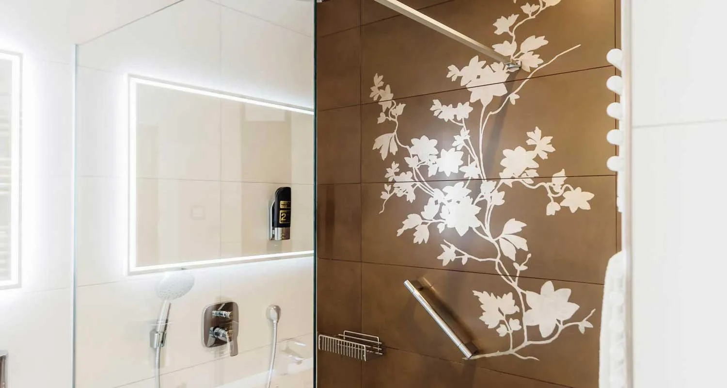 Shower in Erlebnishotel "Zur Schiffsmühle" GmbH