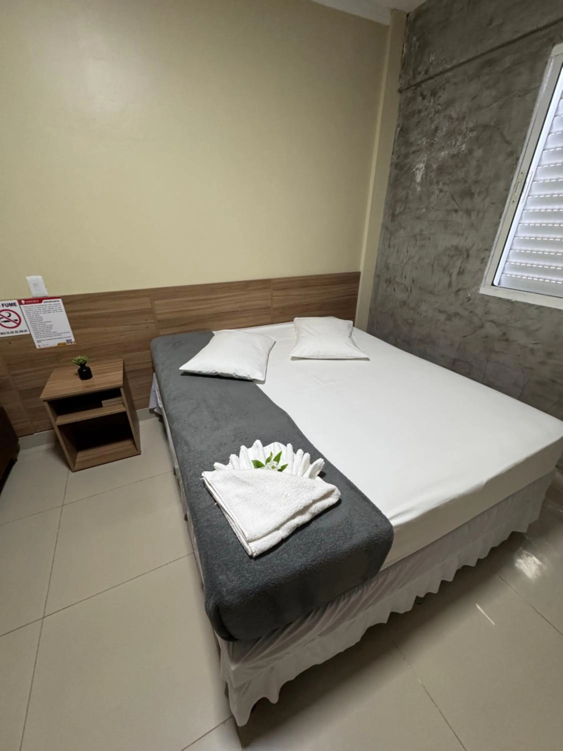 Bed in Aeroporto Plaza Hotel