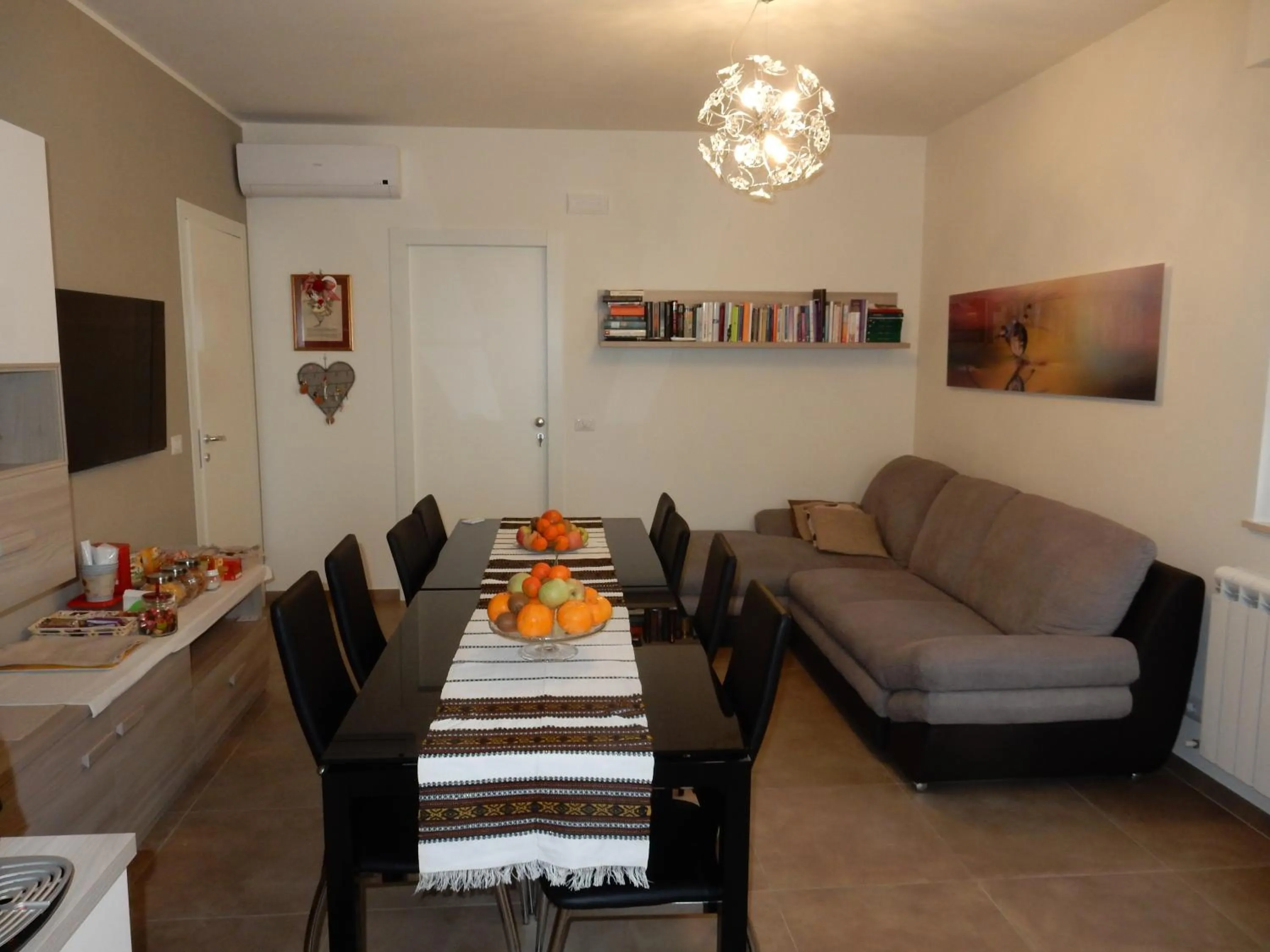 Food and drinks in La Casa di Diana