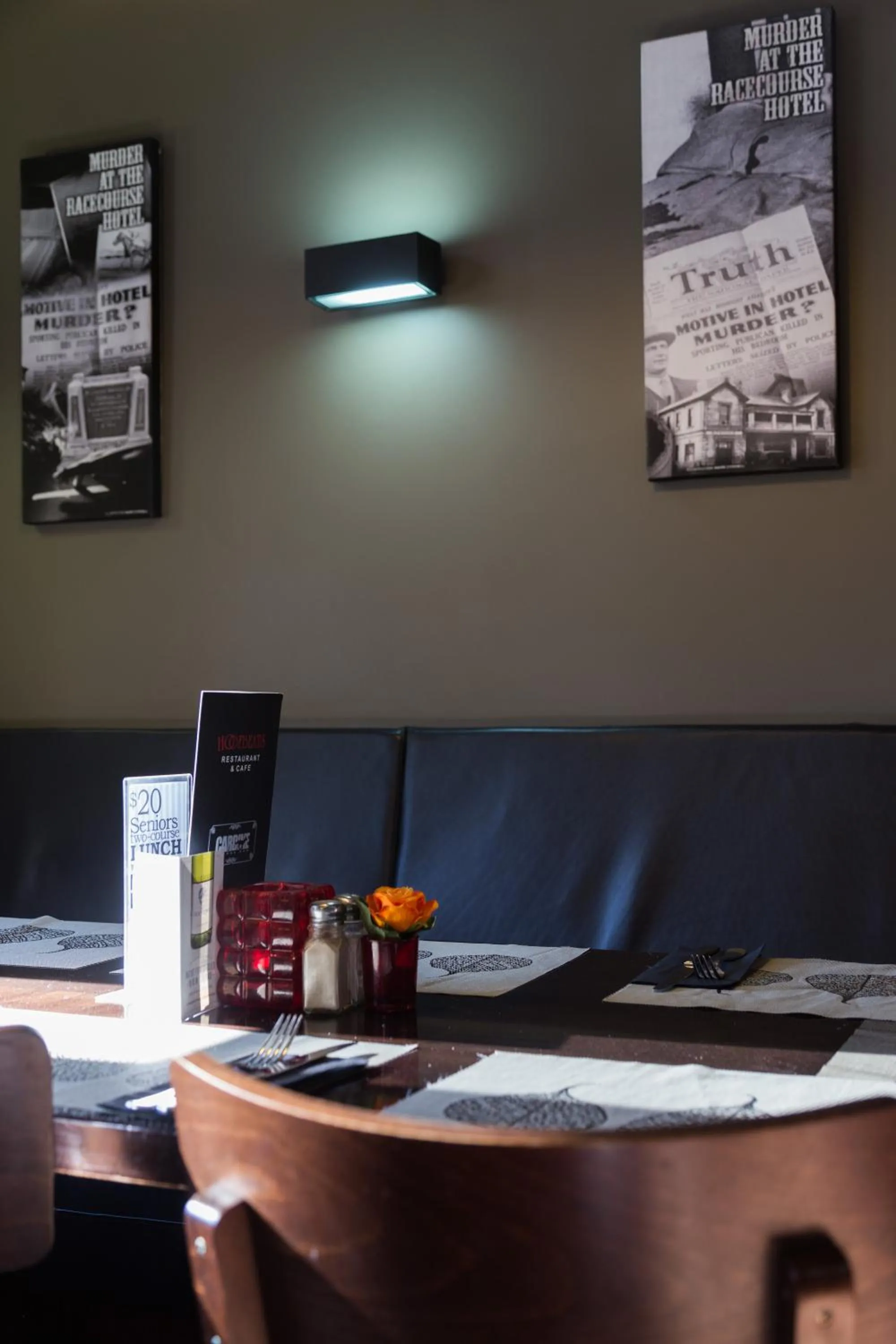 Restaurant/places to eat in Racecourse Hotel and Motor Lodge