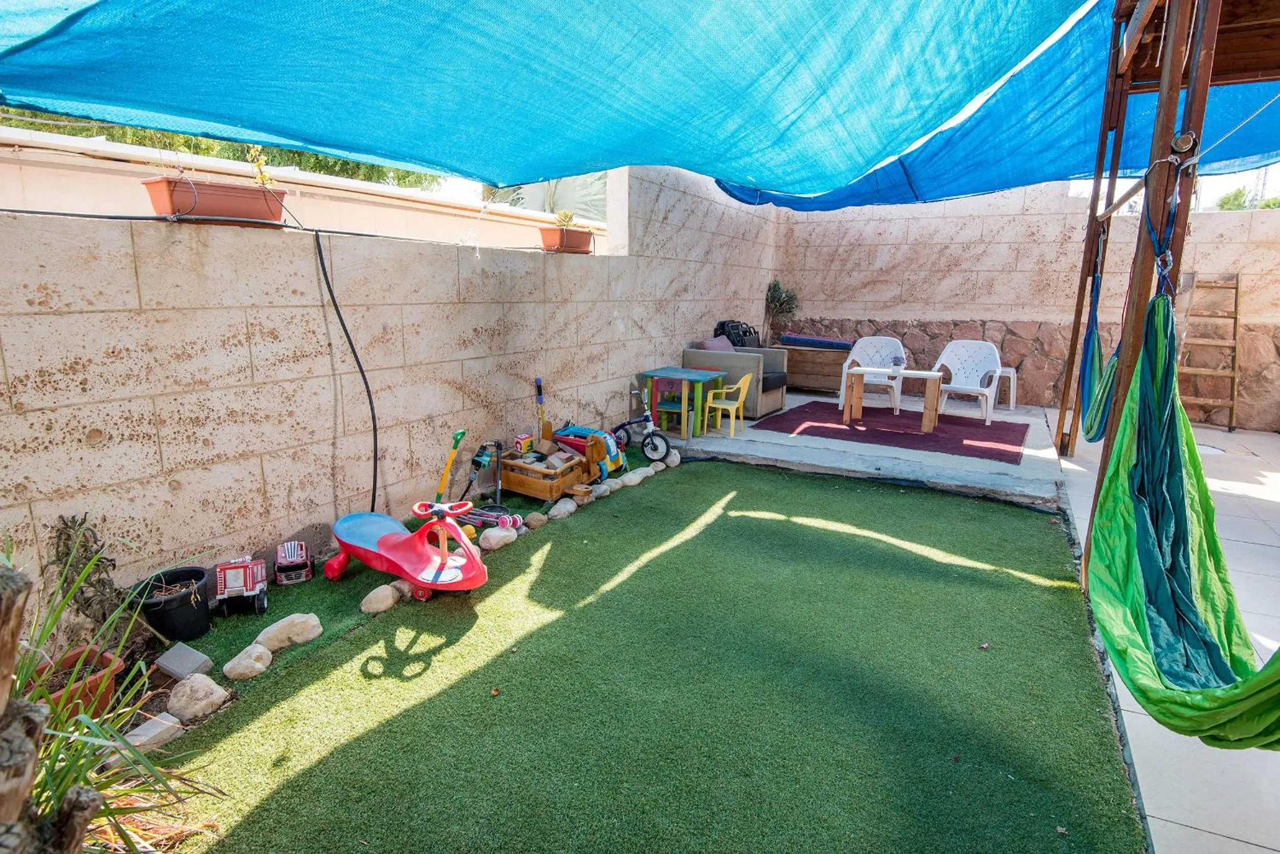 Pura Vida Eilat
