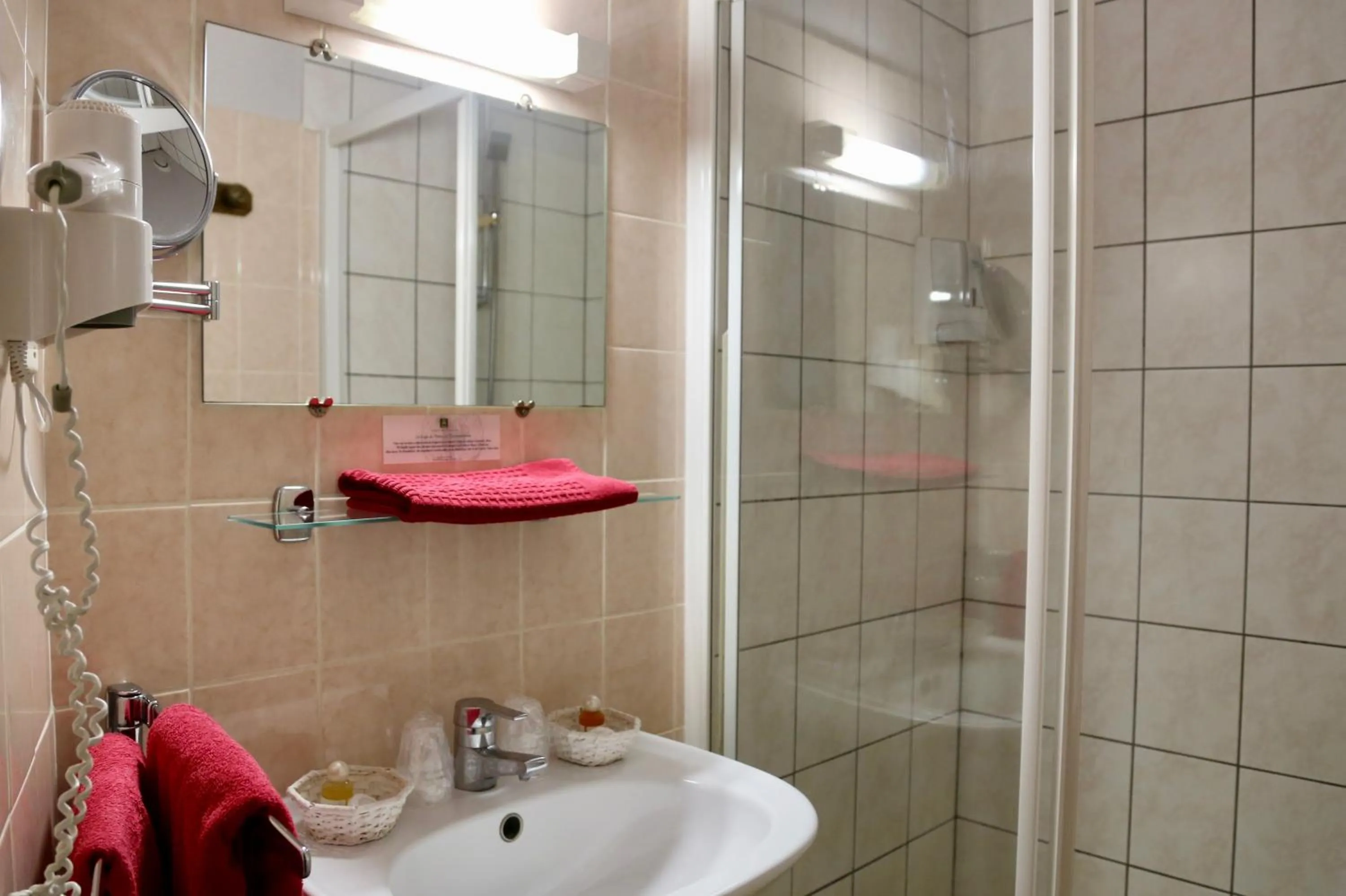 Relais Vosgien - Hôtel Restaurant "la Table de Sophia"