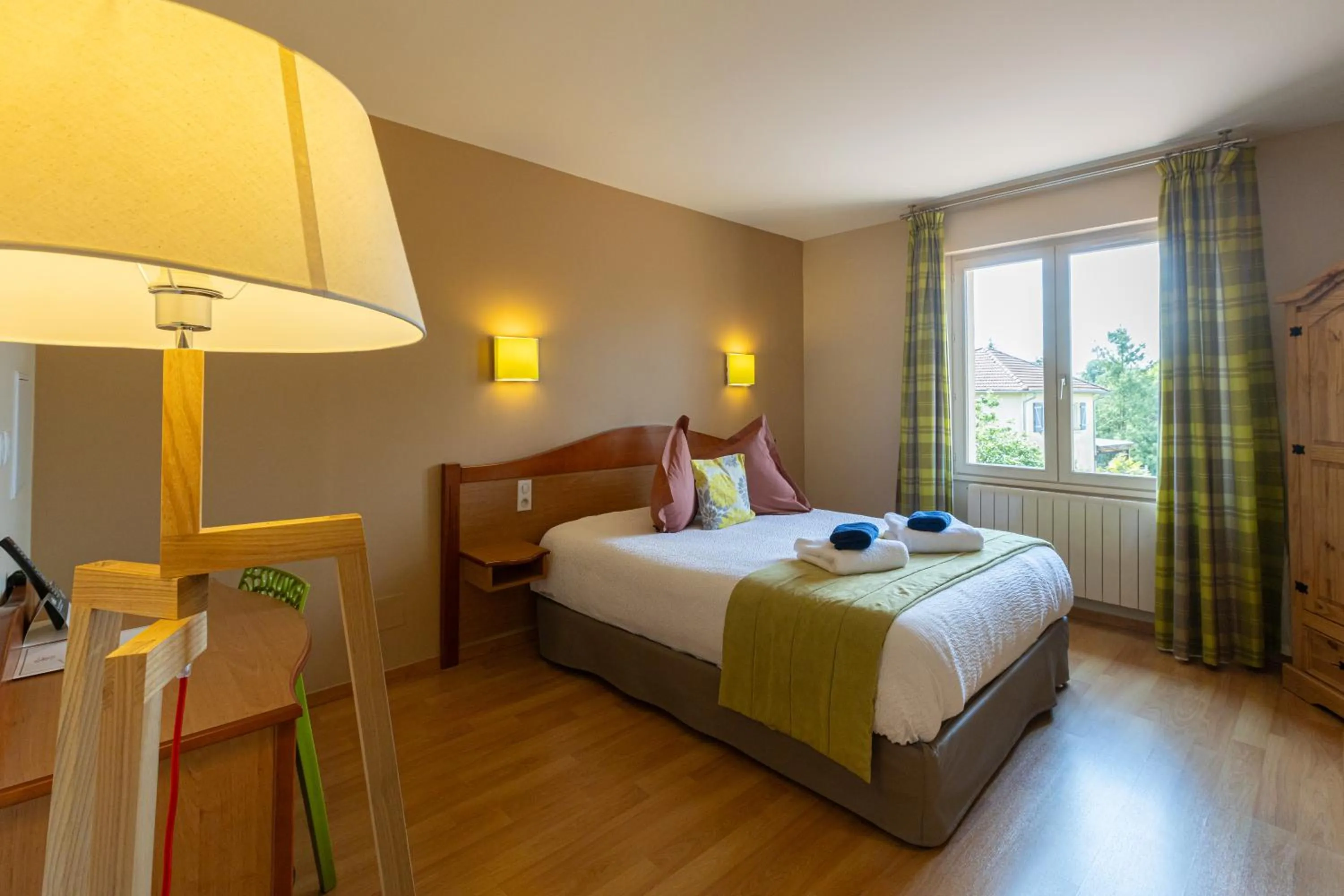 Bed in Relais Vosgien - Hôtel Restaurant "la Table de Sophia"