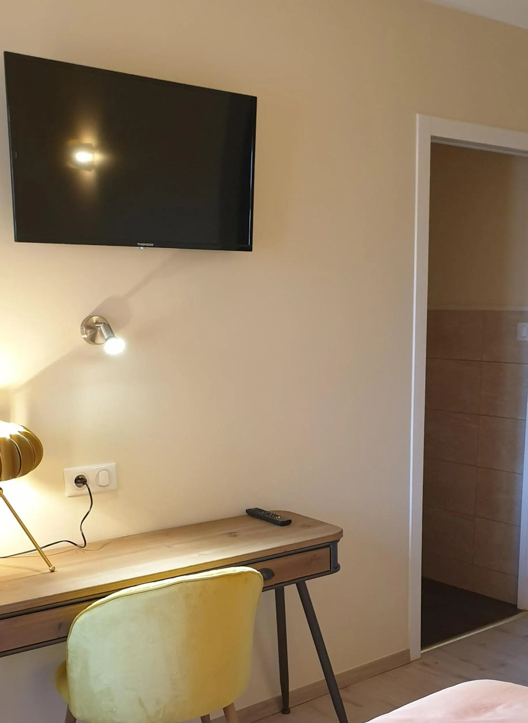 Bed in Relais Vosgien - Hôtel Restaurant "la Table de Sophia"