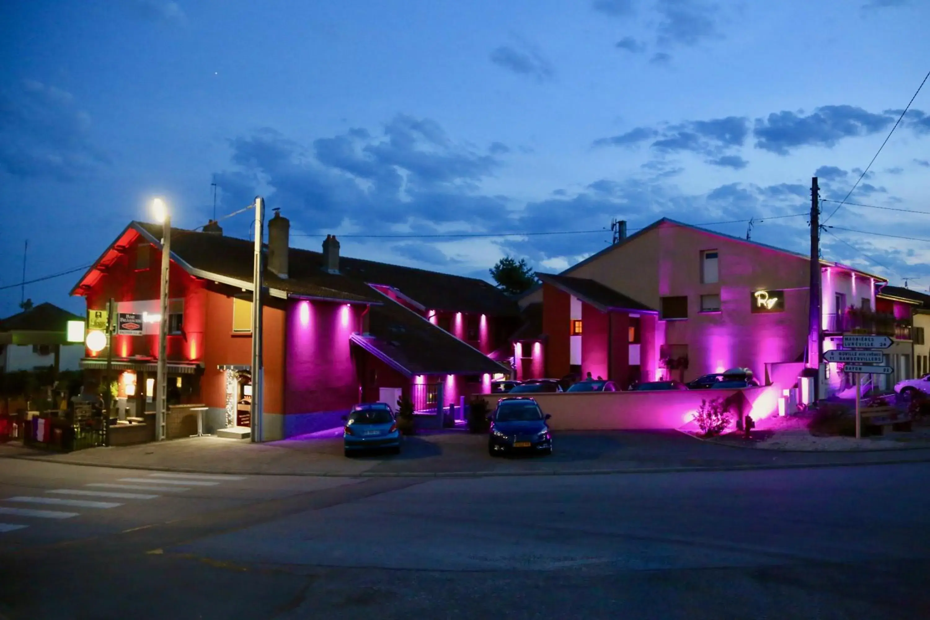 Relais Vosgien - Hôtel Restaurant "la Table de Sophia" Relais Vosgien - Hôtel Restaurant "la Table de Sophia"