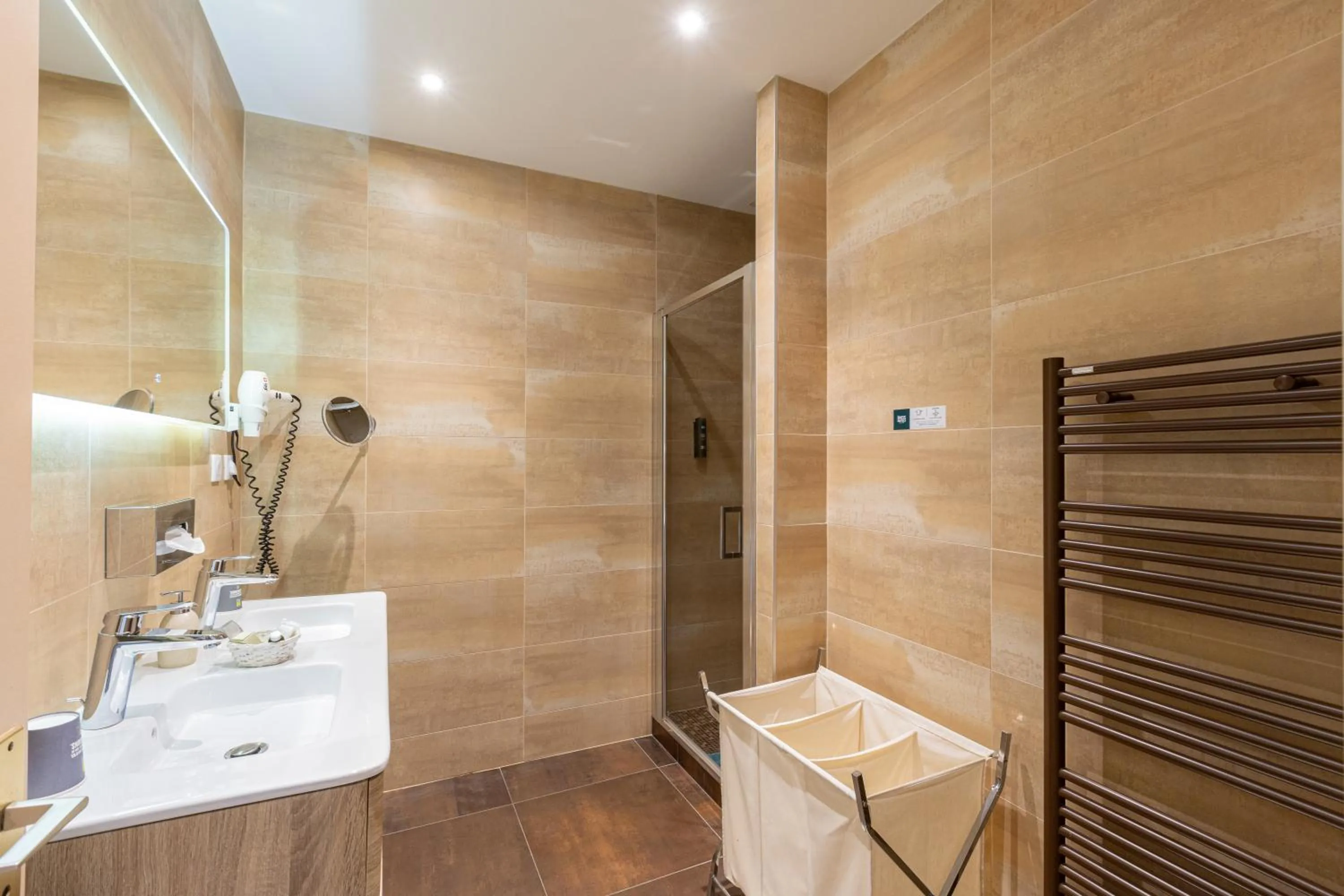 Relais Vosgien - Hôtel Restaurant "la Table de Sophia"