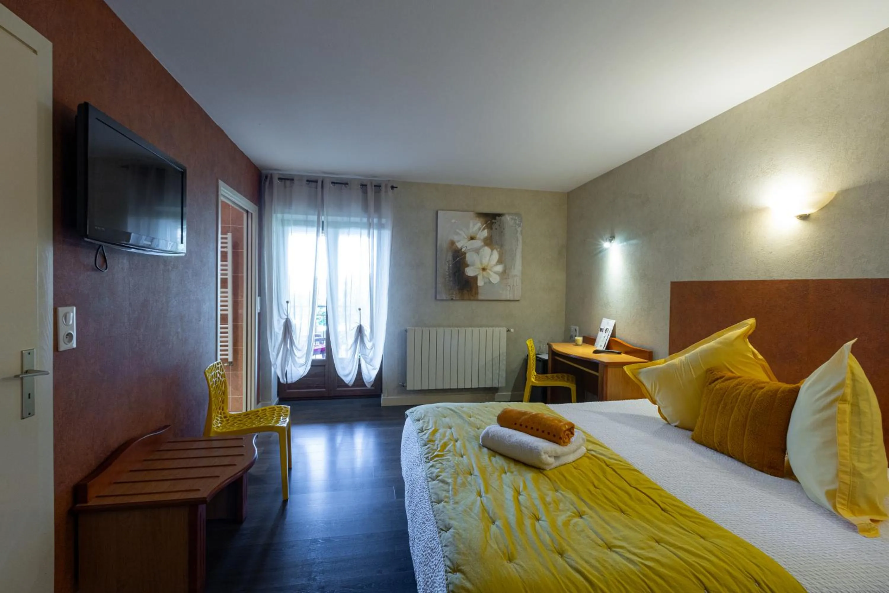 Bed in Relais Vosgien - Hôtel Restaurant "la Table de Sophia"