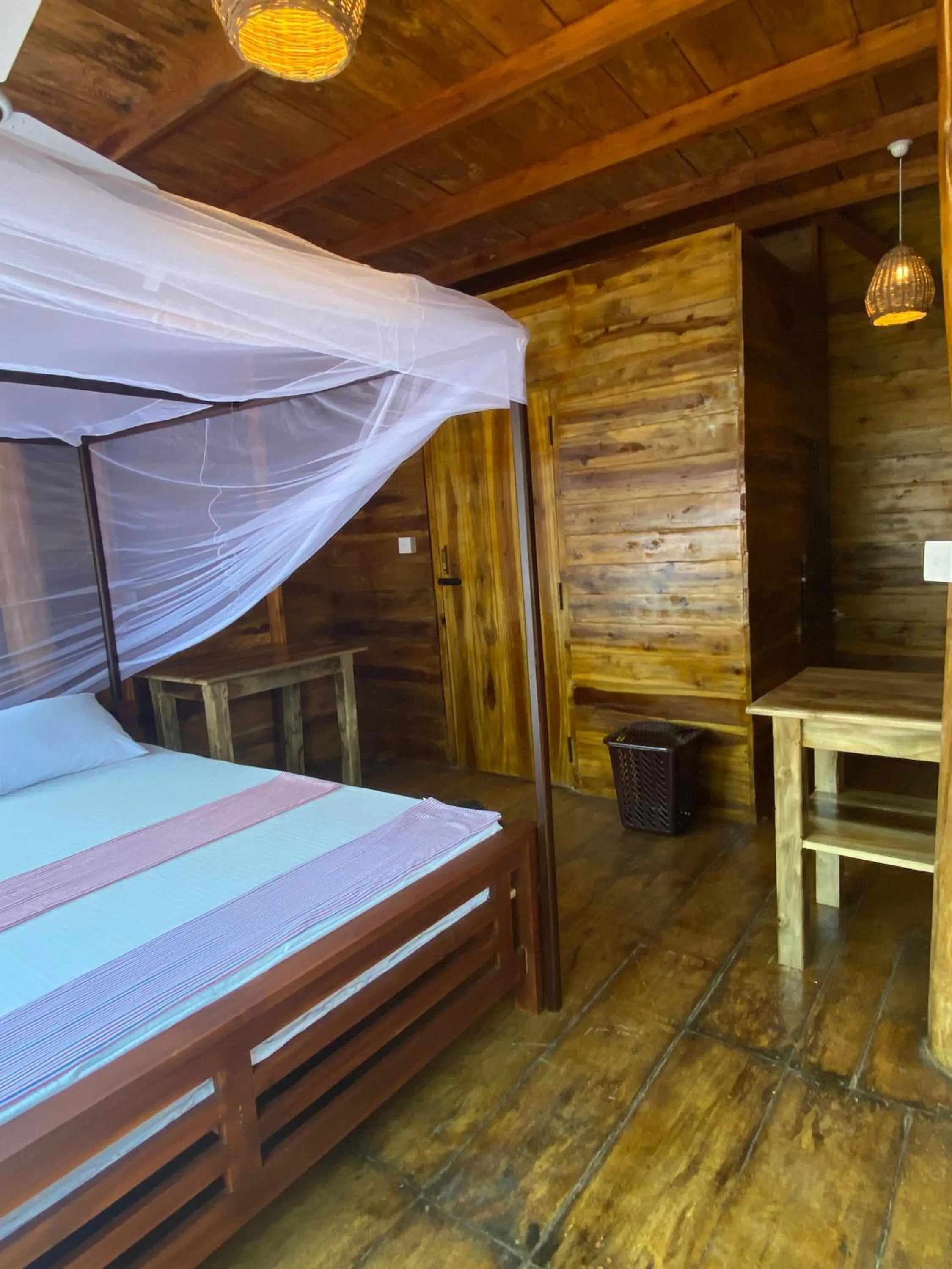 Photo of the whole room, Bed in Surf Beach Hotel