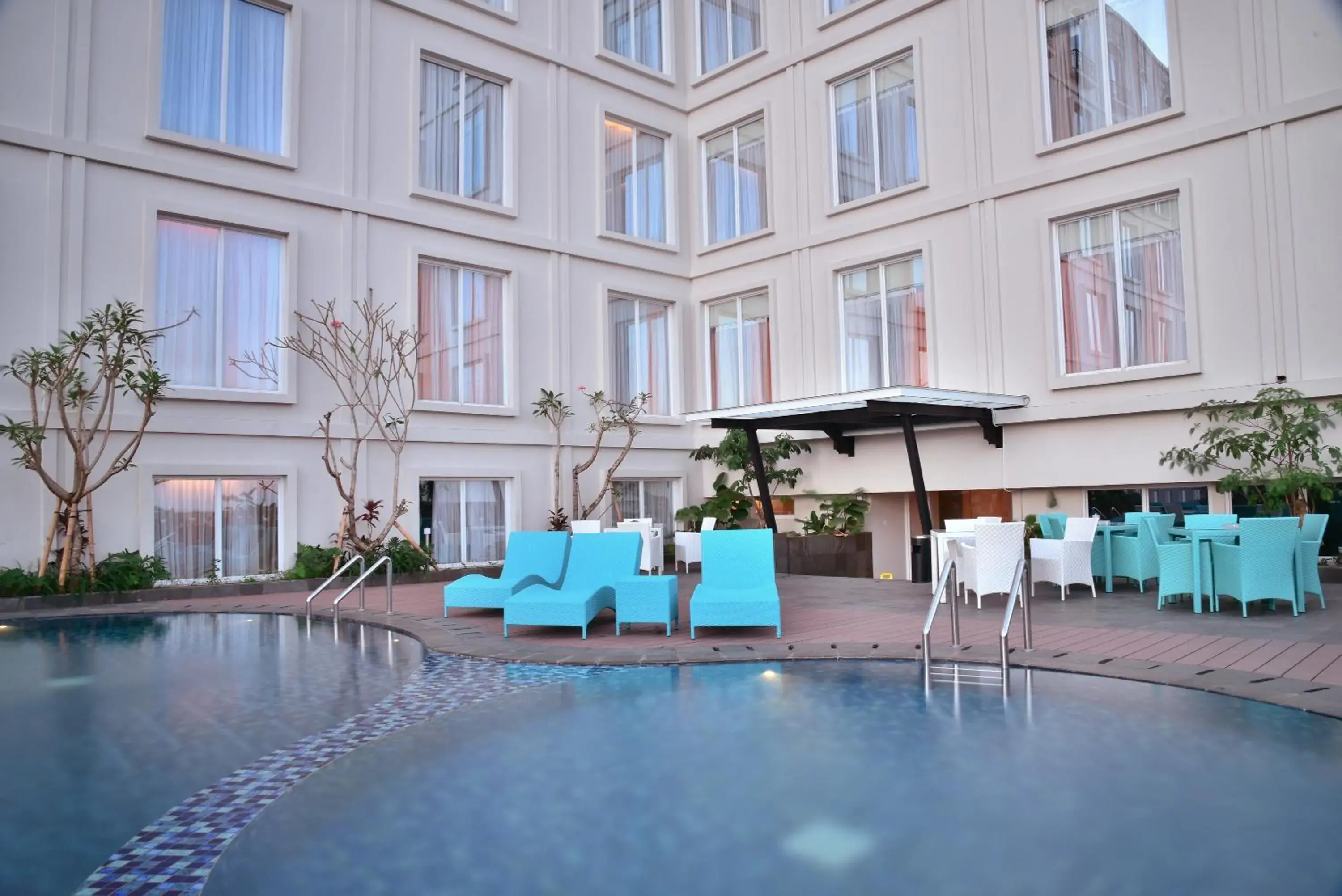 Swimming pool in Grand Keisha Yogyakarta Swimming pool in Grand Keisha Yogyakarta