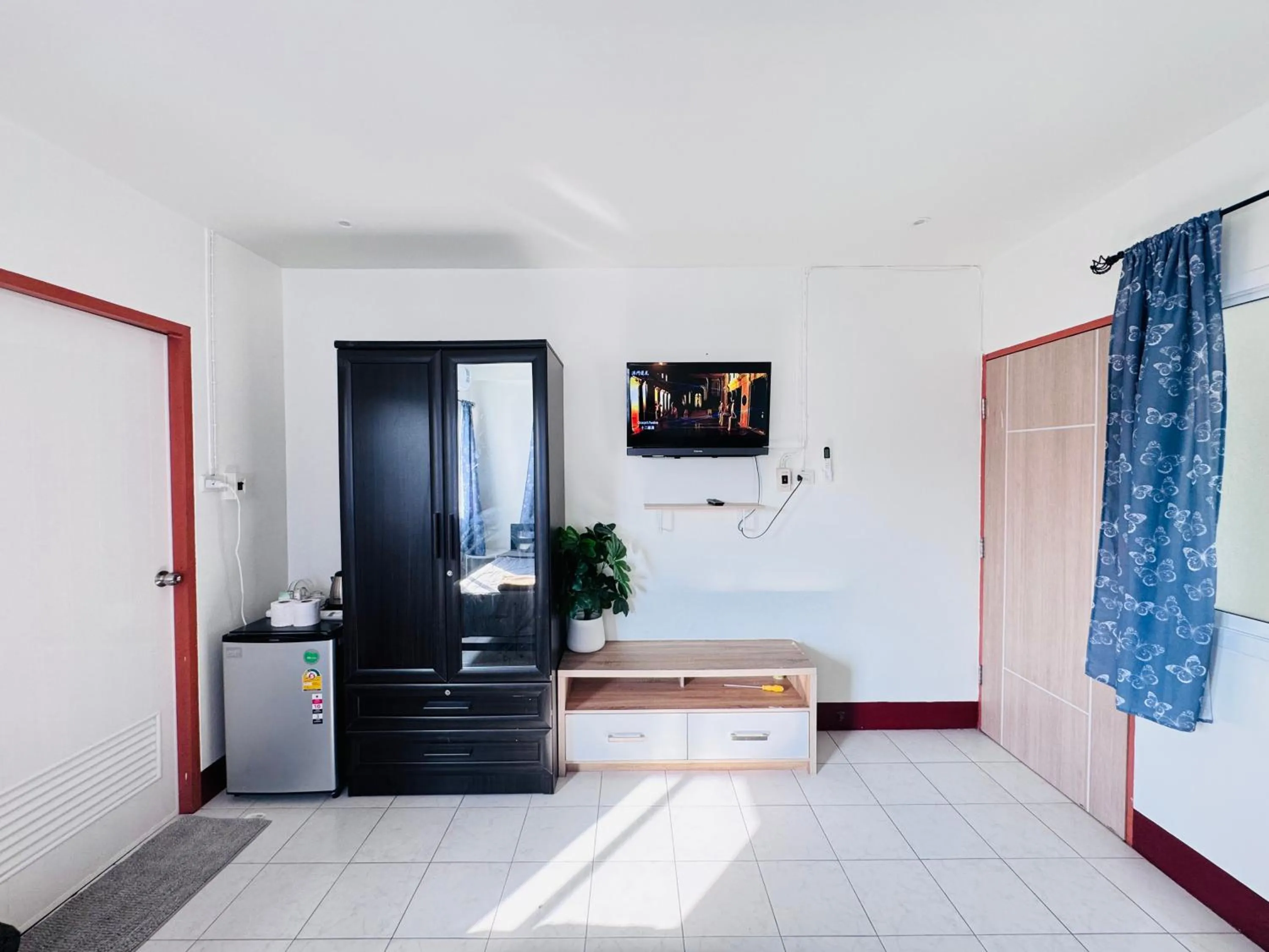 TV and multimedia in K.L.Apartment