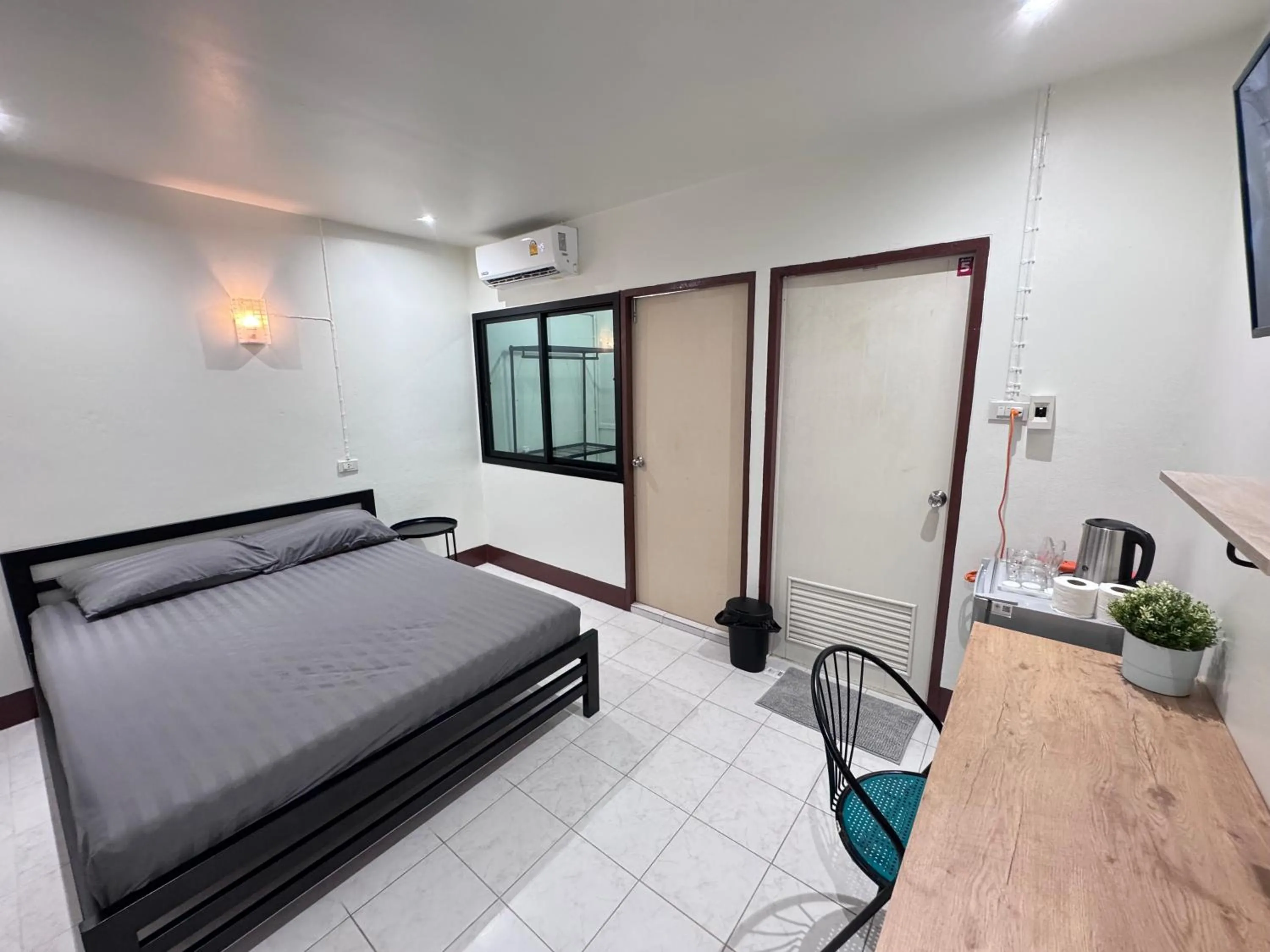 Bedroom, Bed in K.L.Apartment