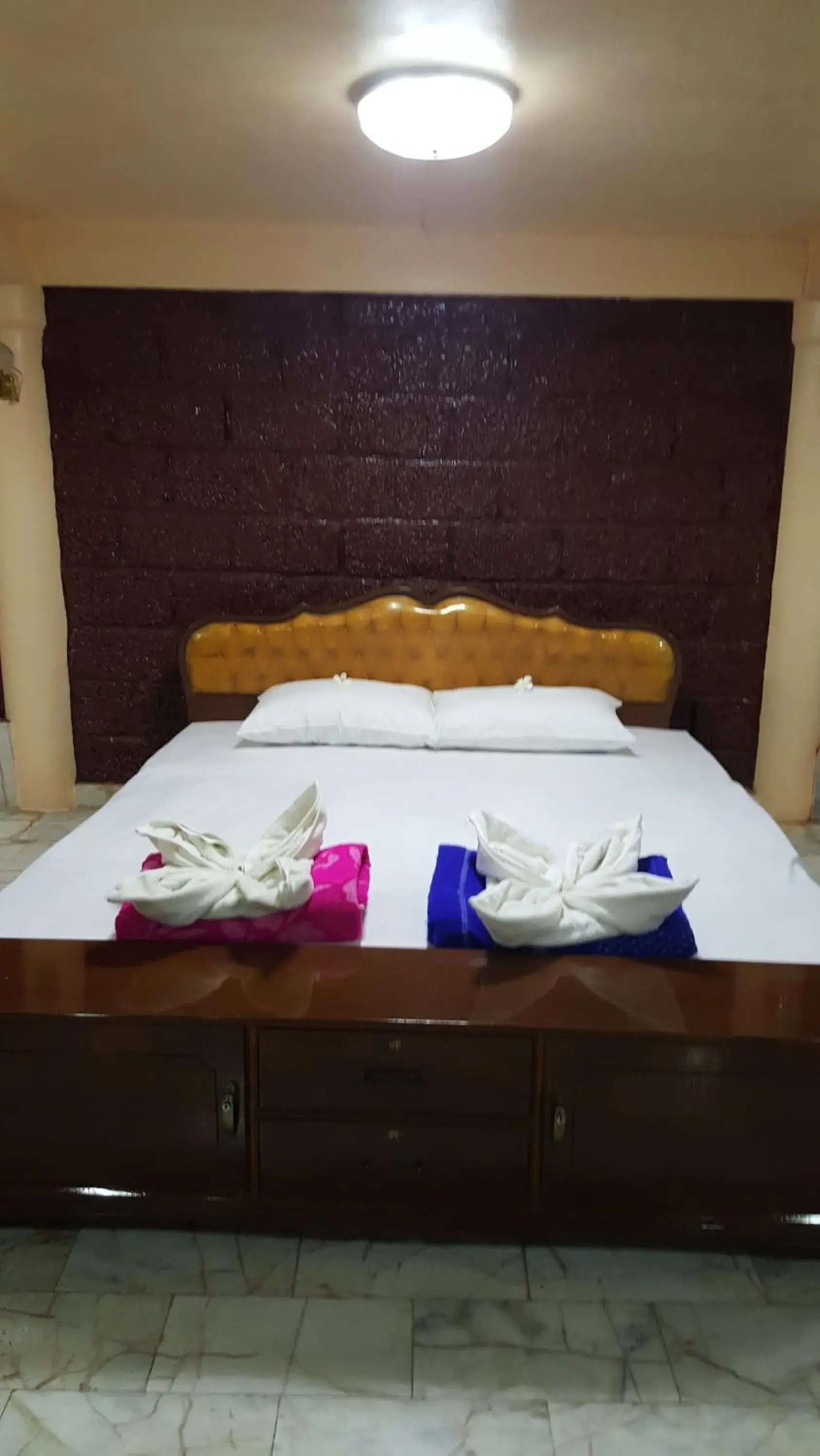 Bed in Ratmanee House Bed in Ratmanee House