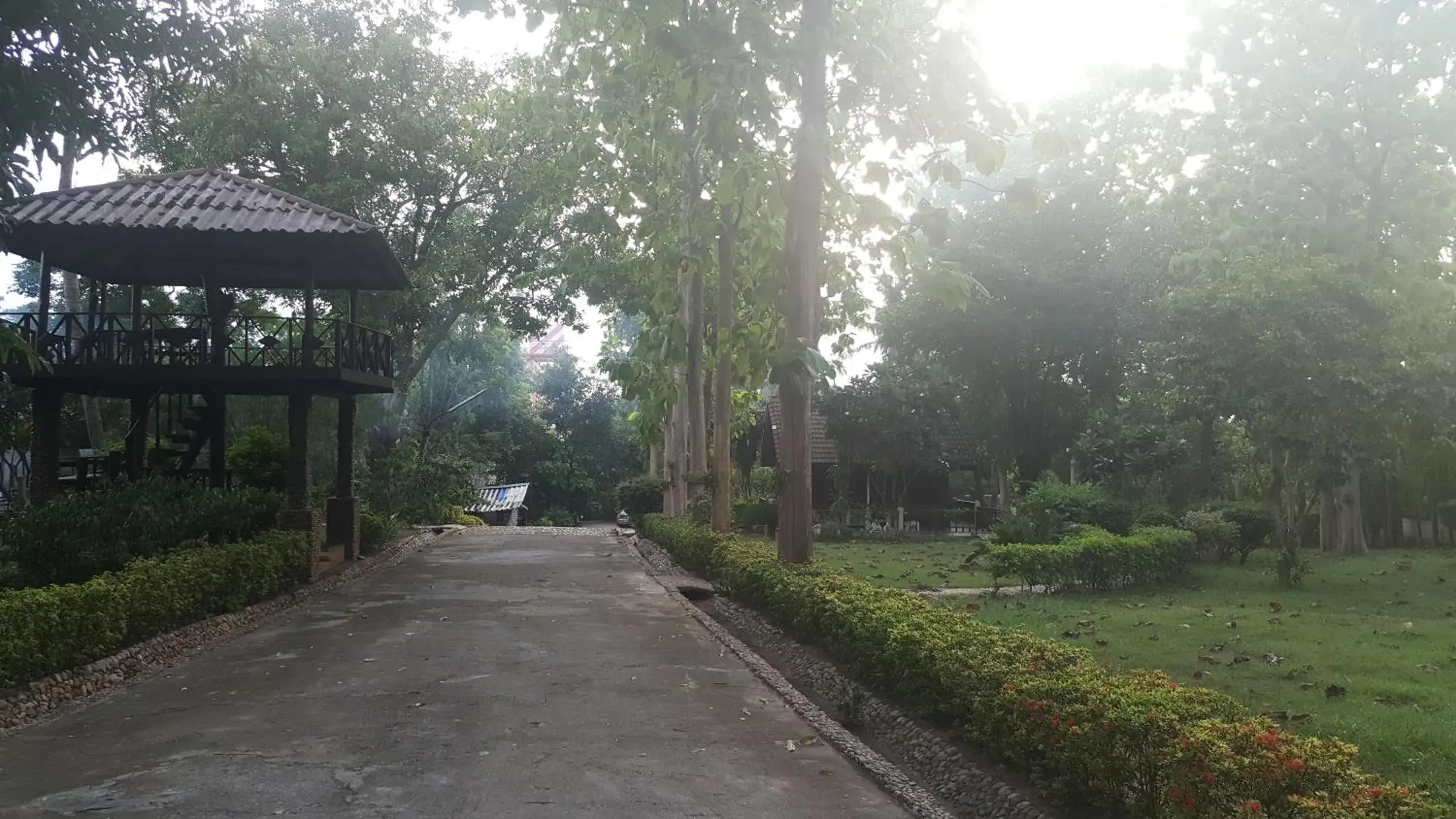 Property building in Ratmanee House Property building in Ratmanee House