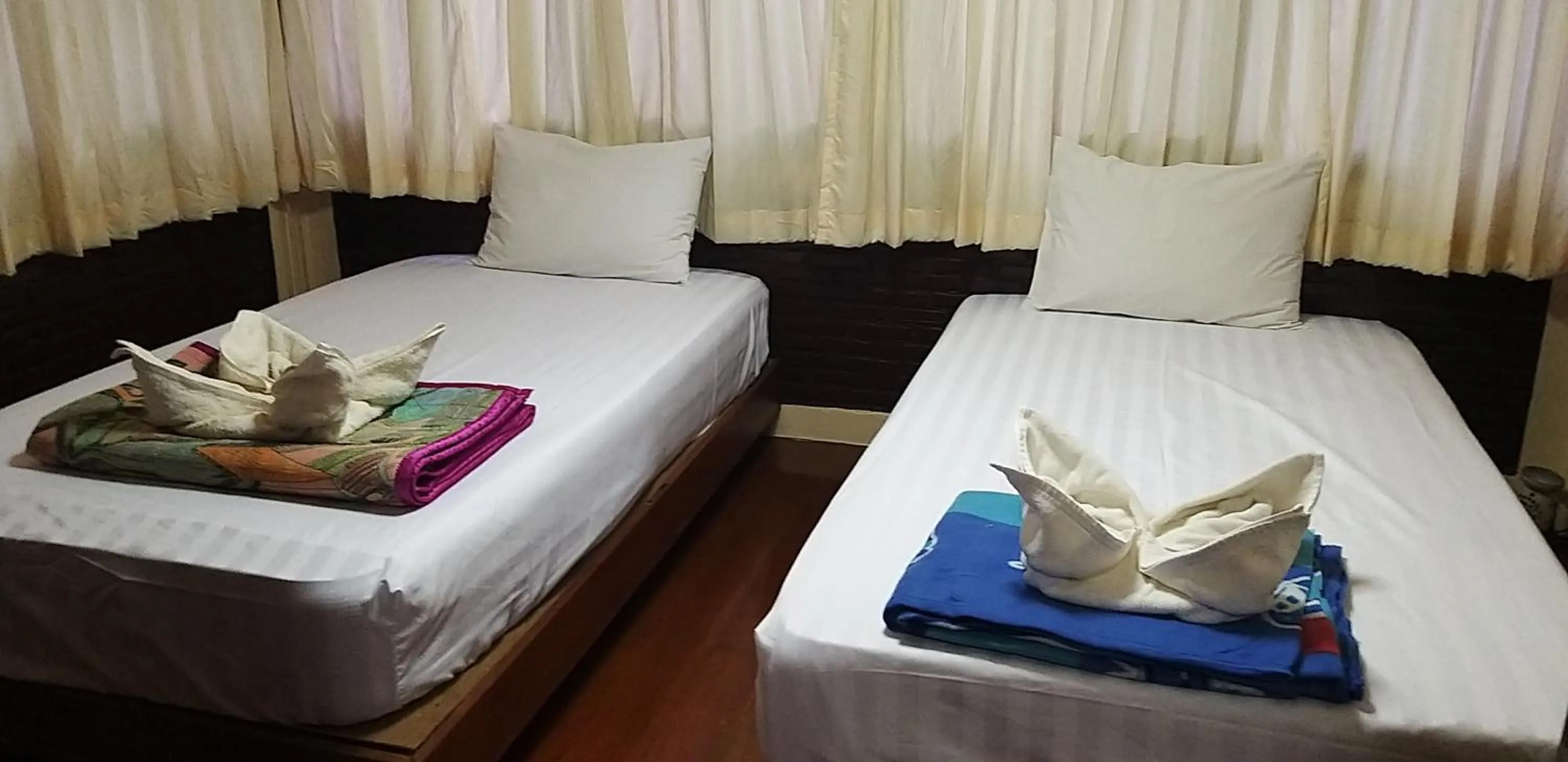 Bed in Ratmanee House