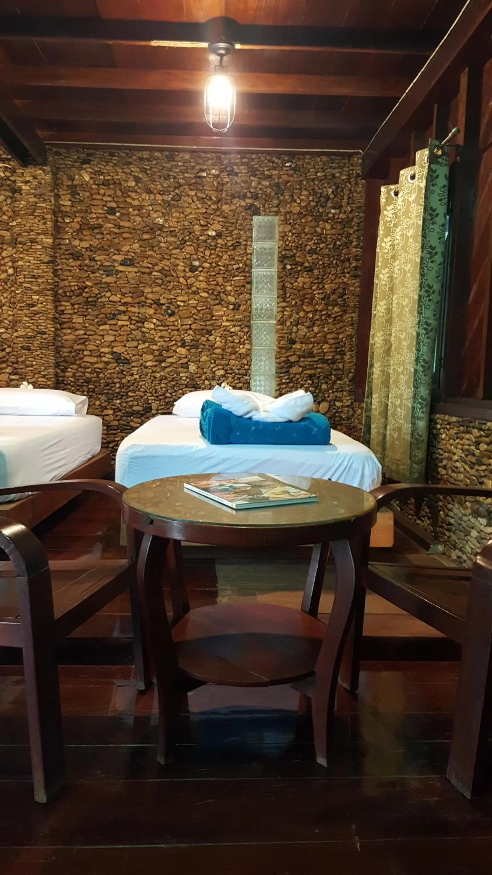 Bed in Ratmanee House