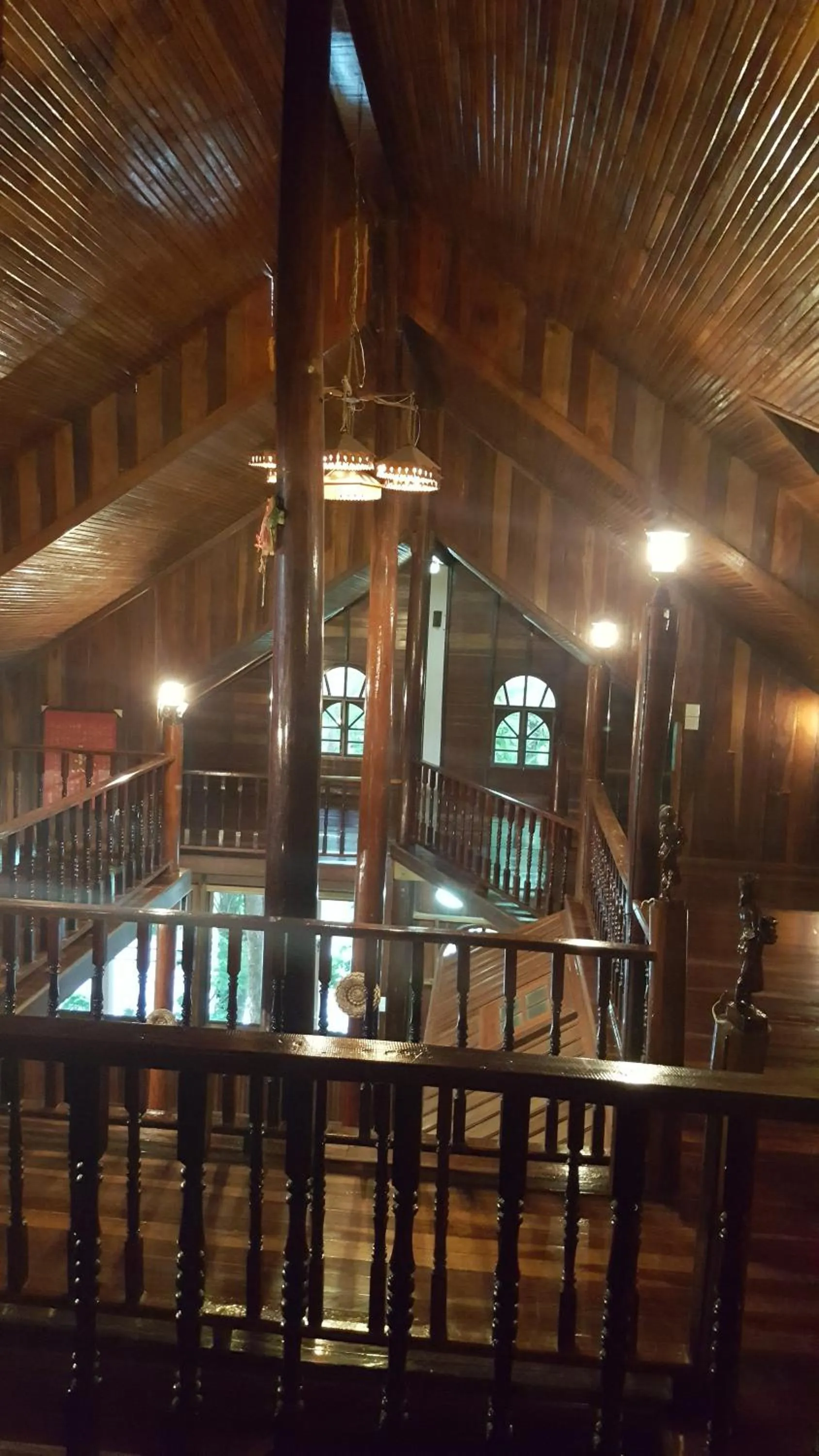 Communal lounge/ TV room in Ratmanee House