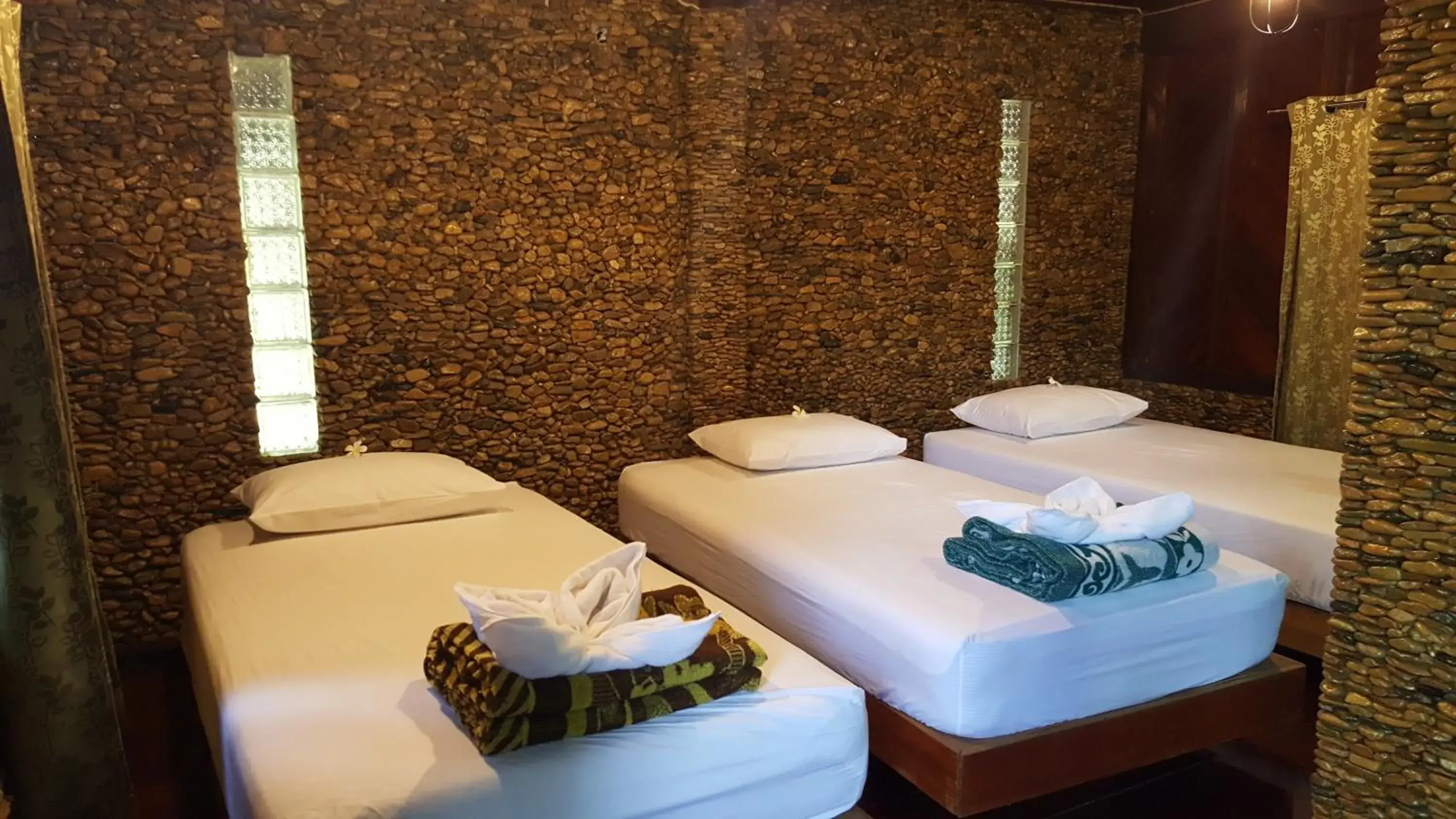 Bed in Ratmanee House Bed in Ratmanee House