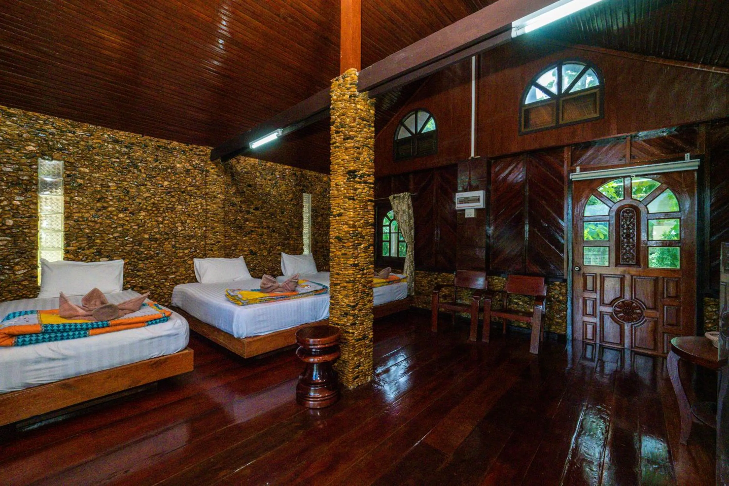 Bedroom, Bed in Ratmanee House