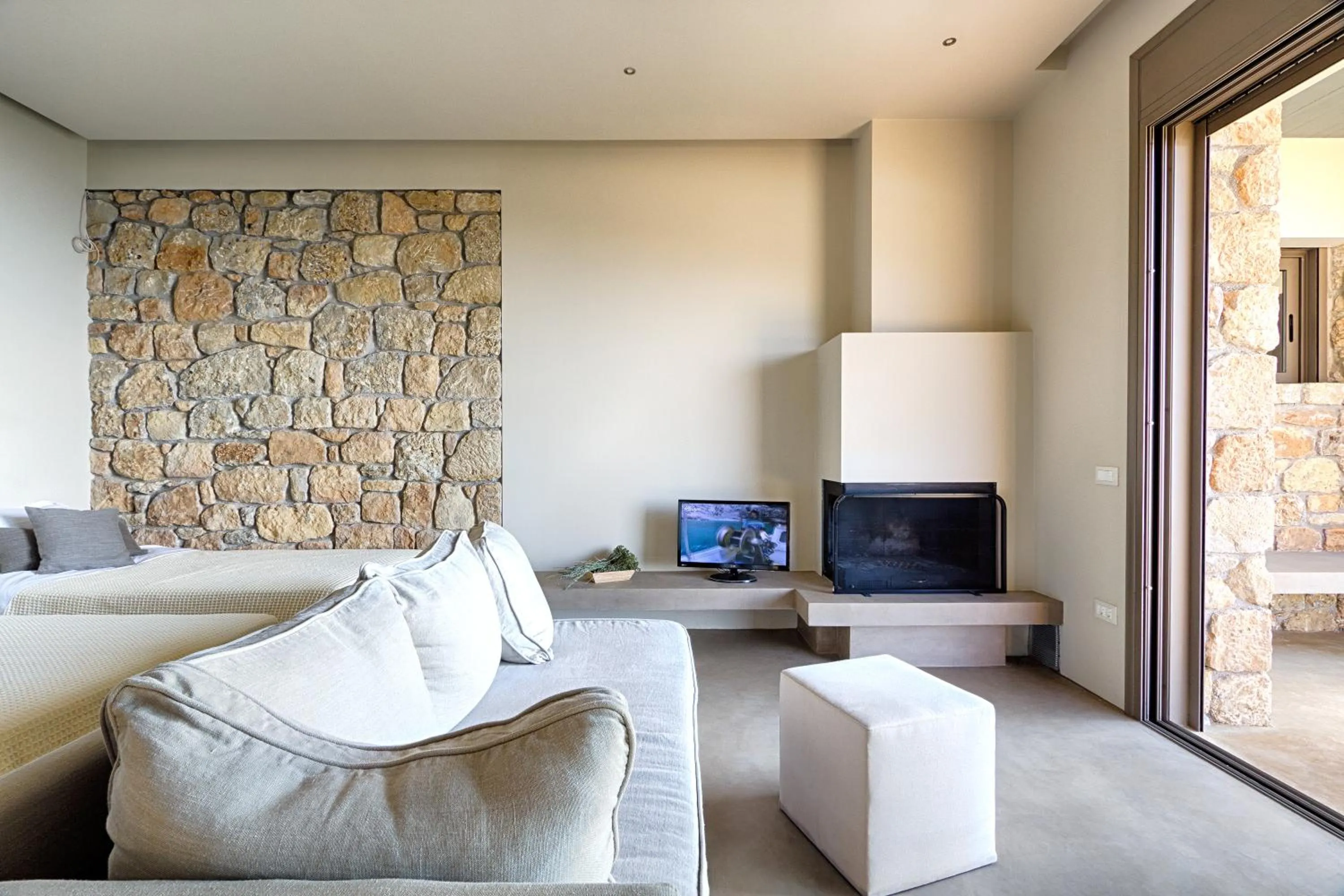 TV and multimedia in Euphoria Suites