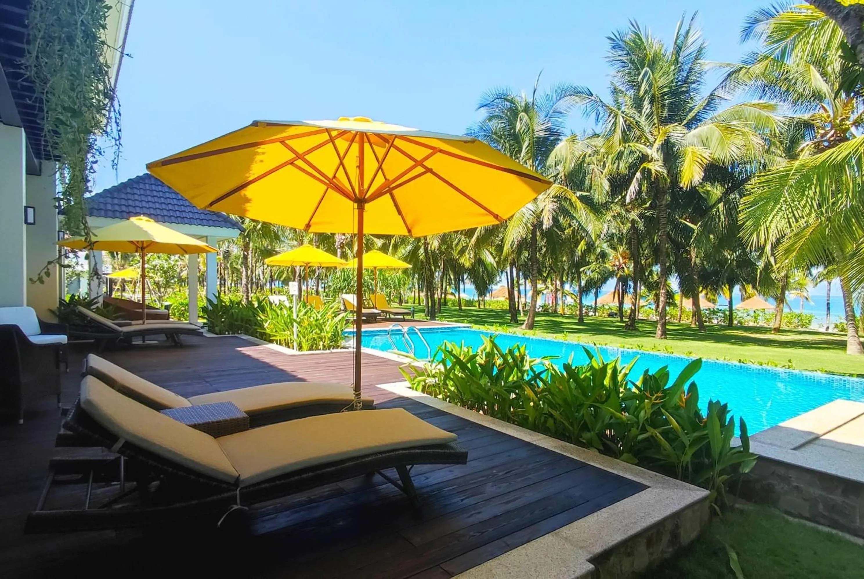 Photo of the whole room in Wyndham Grand Phu Quoc