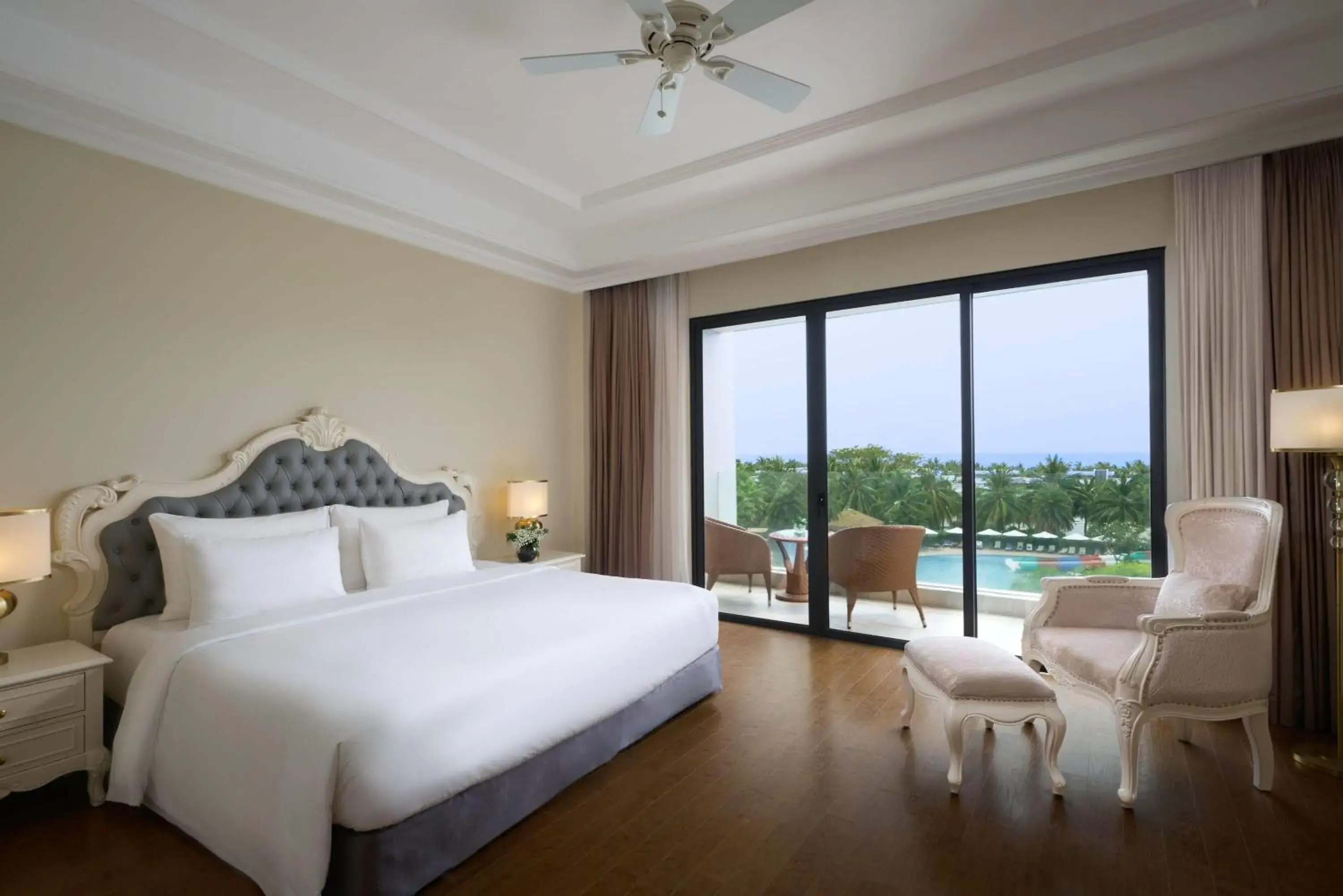 Deluxe King Room with Pool View in Wyndham Grand Phu Quoc Deluxe King Room with Pool View in Wyndham Grand Phu Quoc