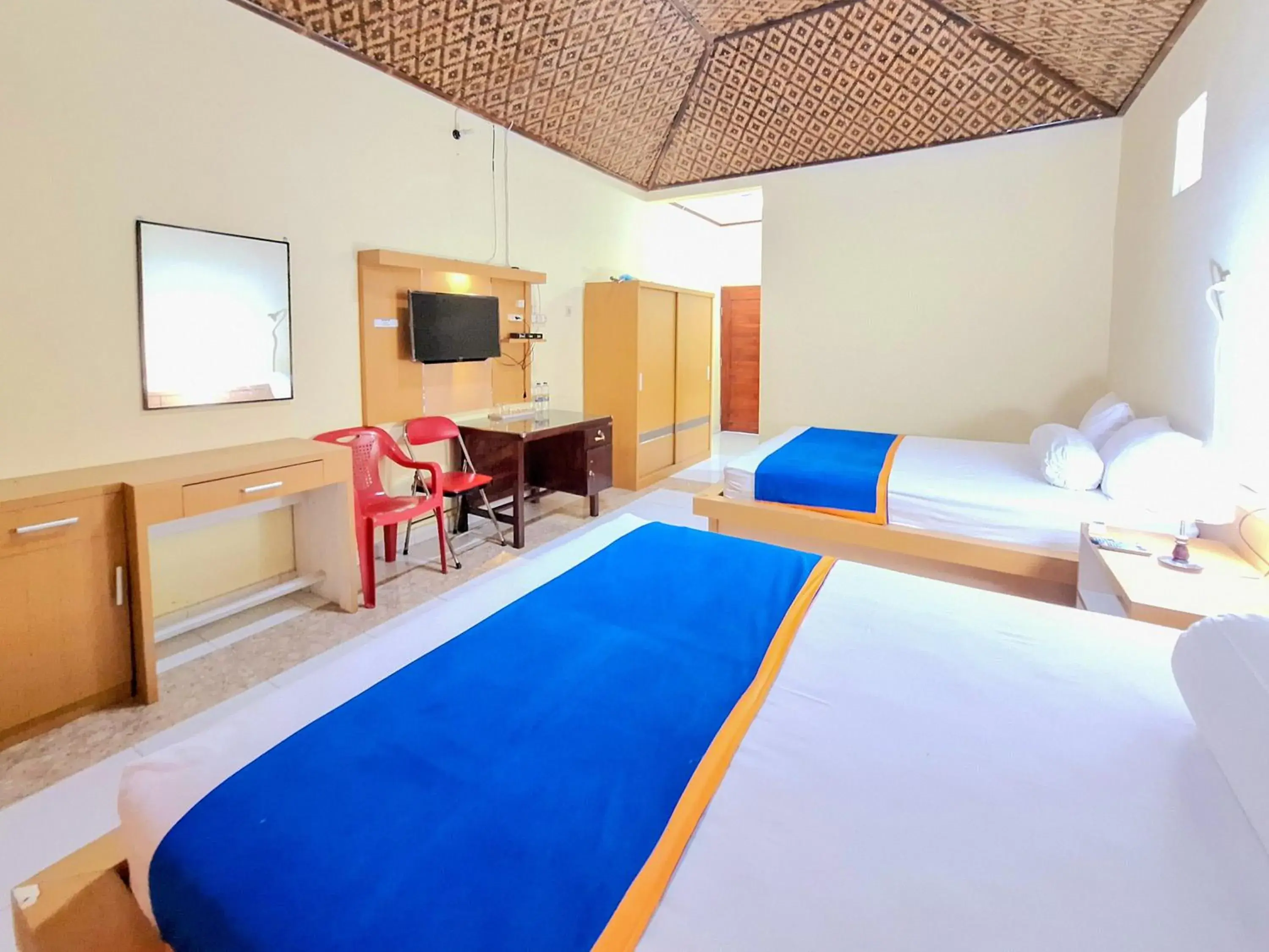 Bedroom, Bed in Hotel Family Syariah 1 Parangtritis RedPartner Bedroom, Bed in Hotel Family Syariah 1 Parangtritis RedPartner
