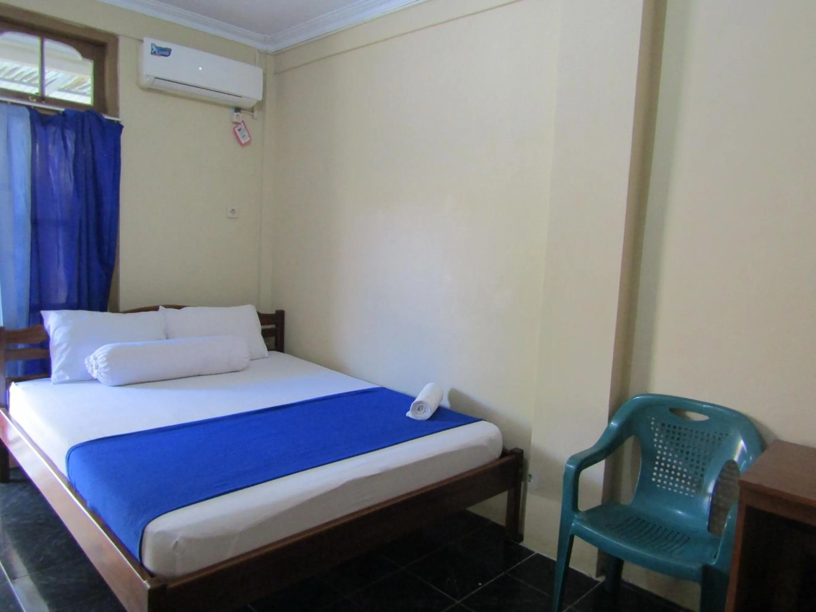 Deluxe Room in Hotel Family Syariah 1 Parangtritis RedPartner