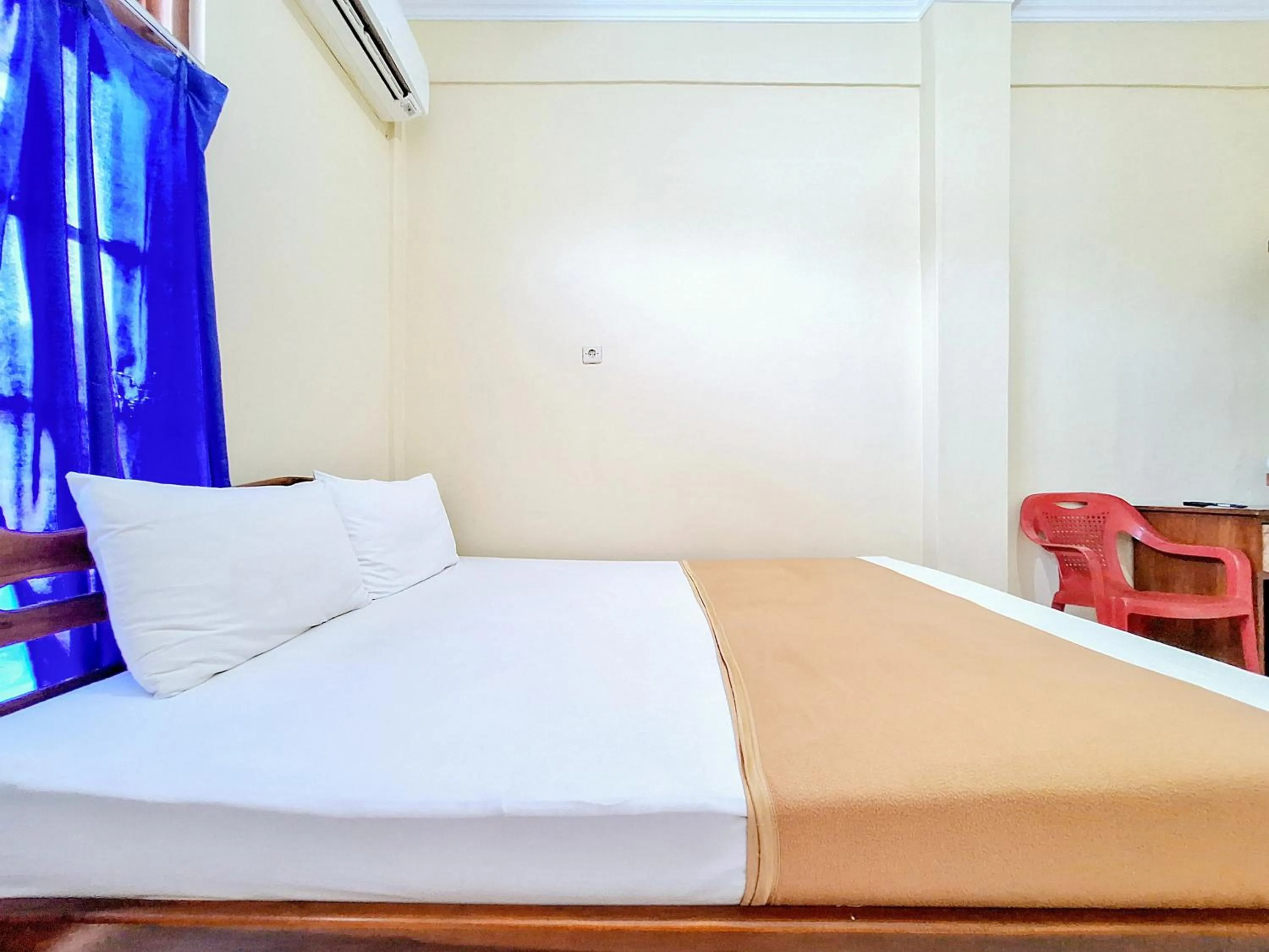 Bedroom, Bed in Hotel Family Syariah 1 Parangtritis RedPartner