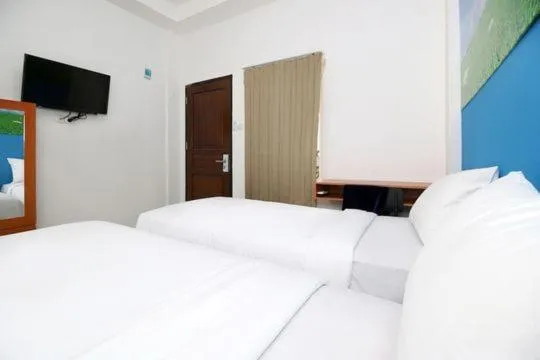 Bedroom, Bed in RedDoorz Plus Syariah at Polamas Andalas