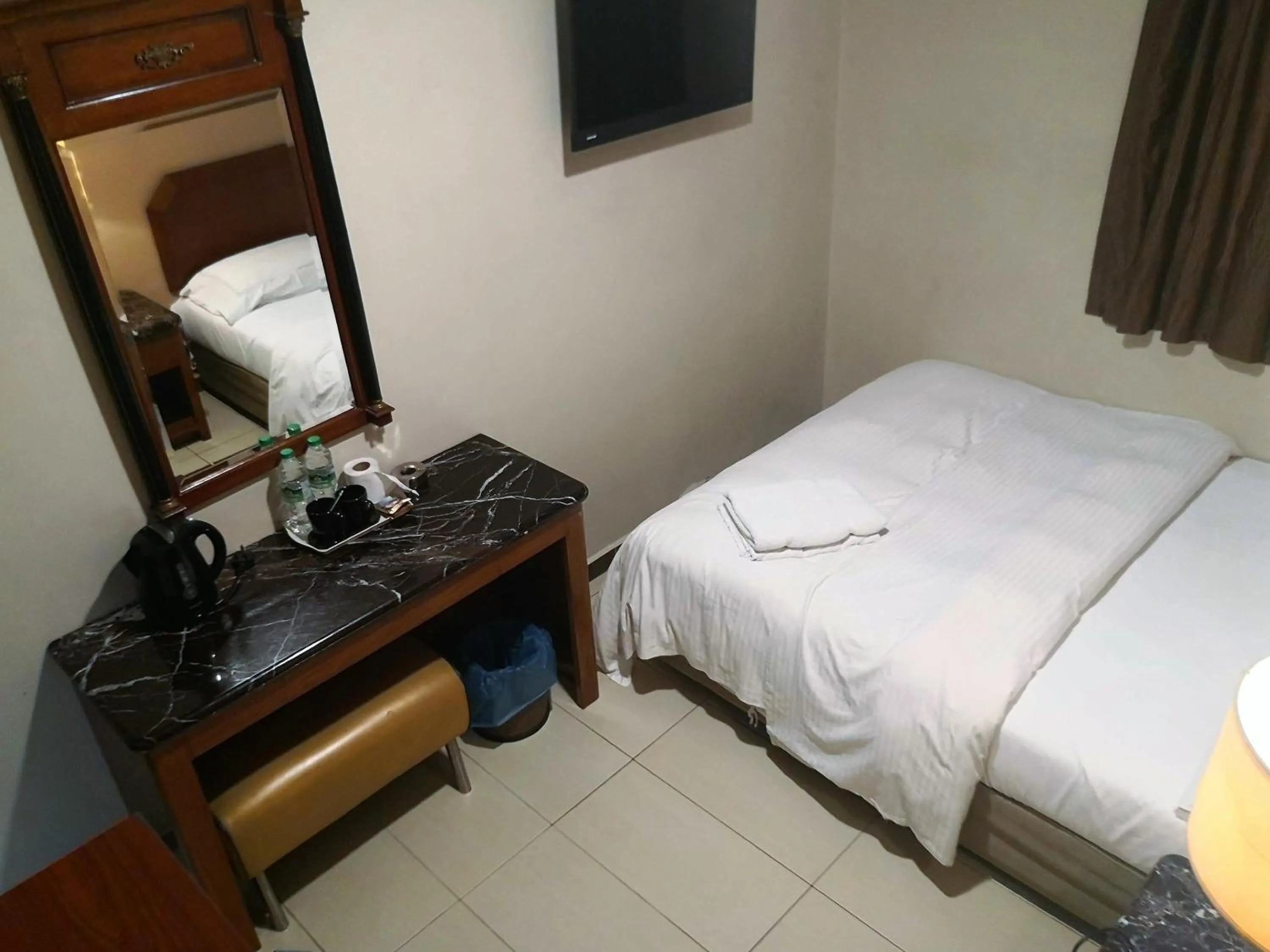 Bedroom, Bed in Hotel Bliss Johor Bahru Skudai