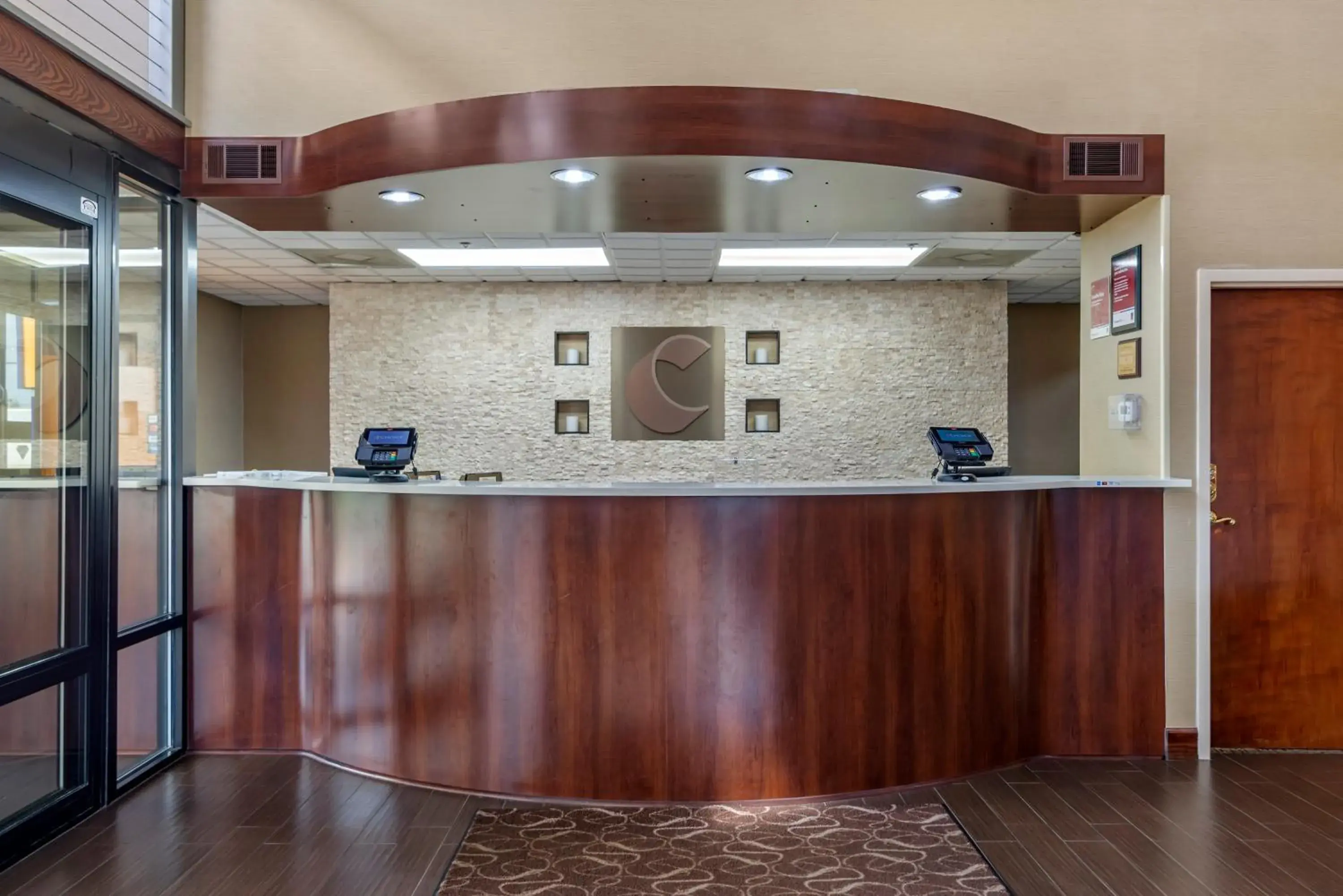 Lobby or reception in Comfort Suites near Robins Air Force Base Lobby or reception in Comfort Suites near Robins Air Force Base