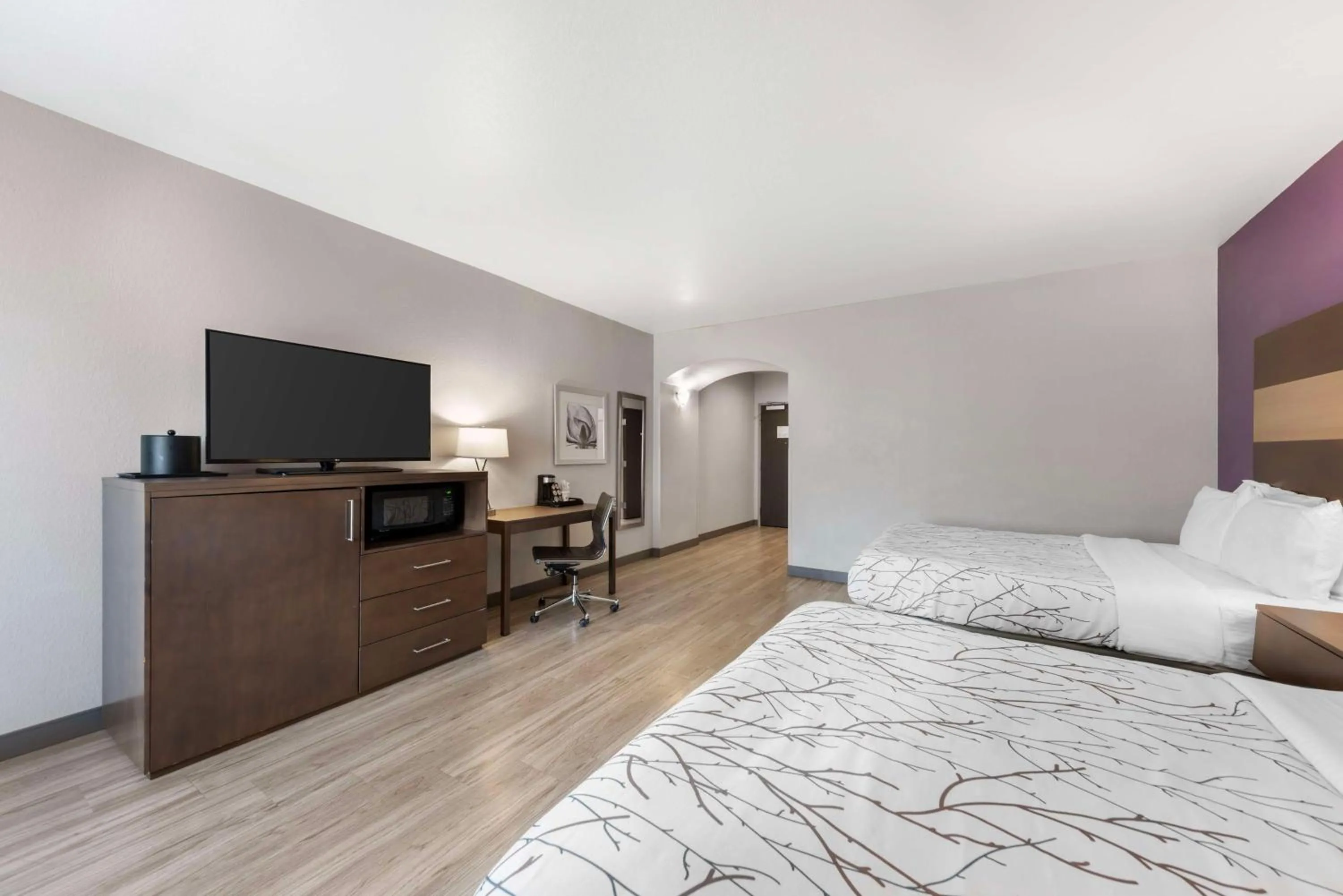 Bedroom, Bed in Best Western Plus Buda Austin Inn & Suites