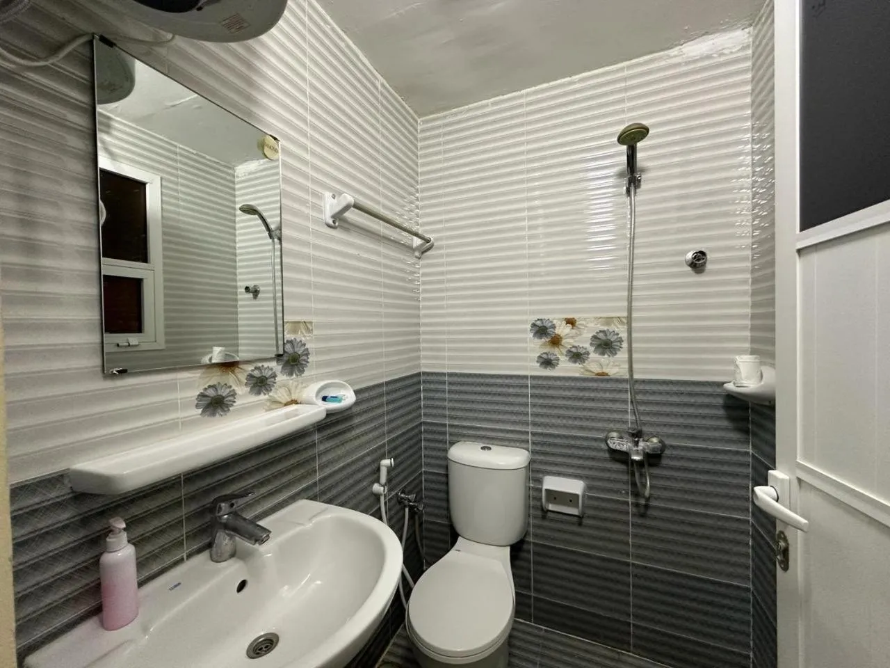Luluat Al Afia Hotel Apartments