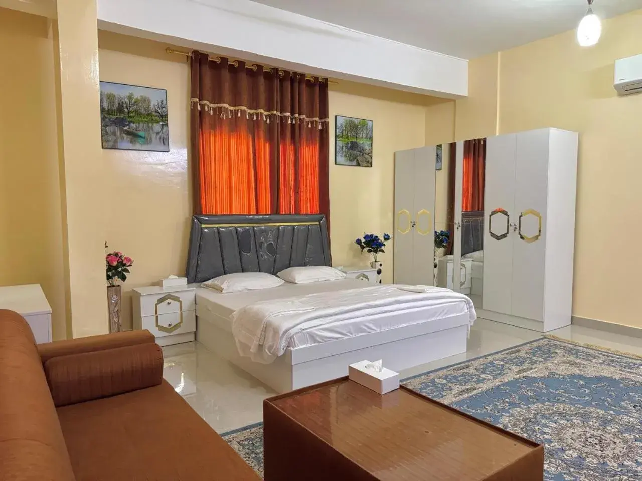 Standard King Room in Luluat Al Afia Hotel Apartments Standard King Room in Luluat Al Afia Hotel Apartments
