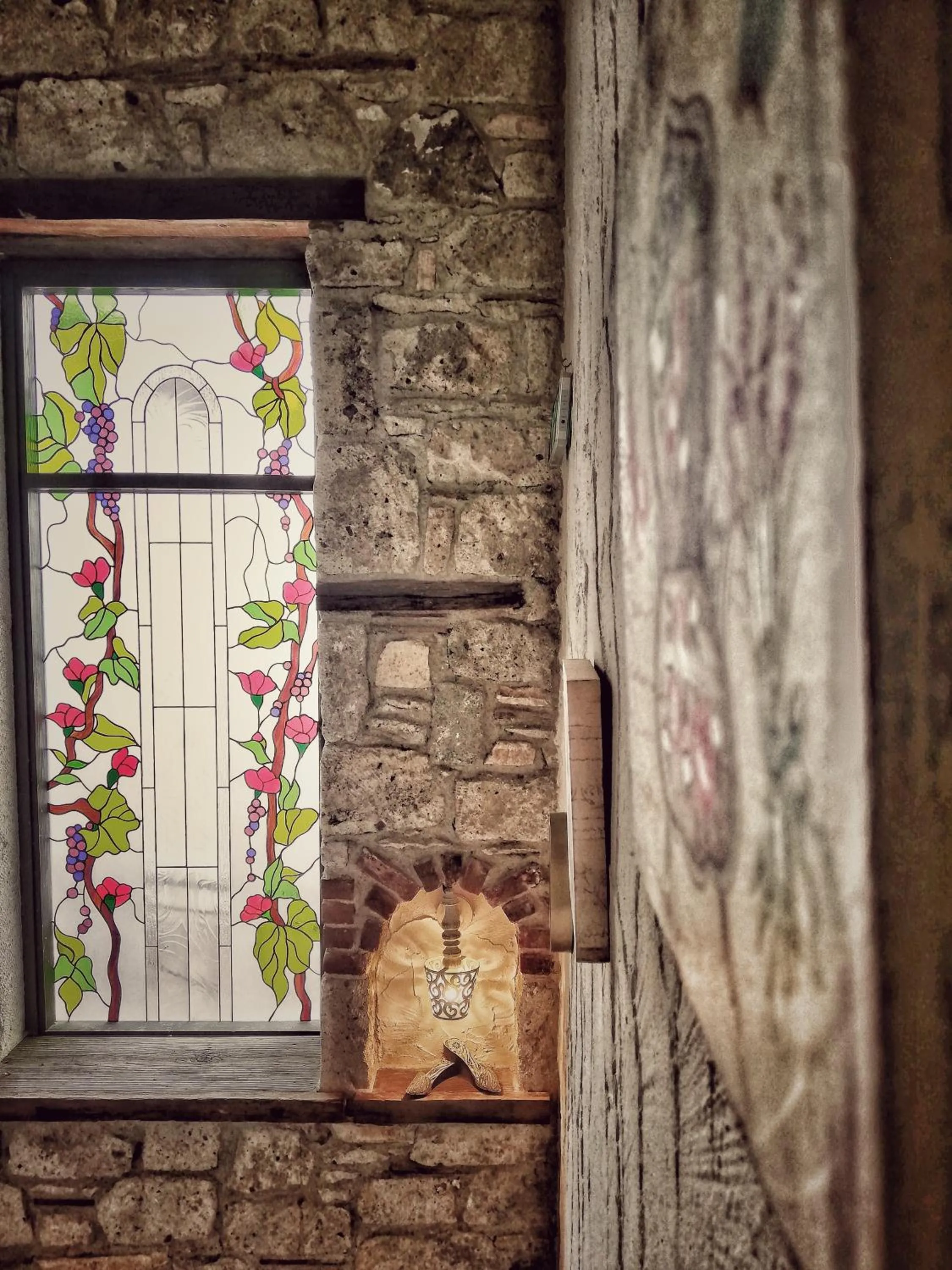 Decorative detail in Perla Rossa Alacati