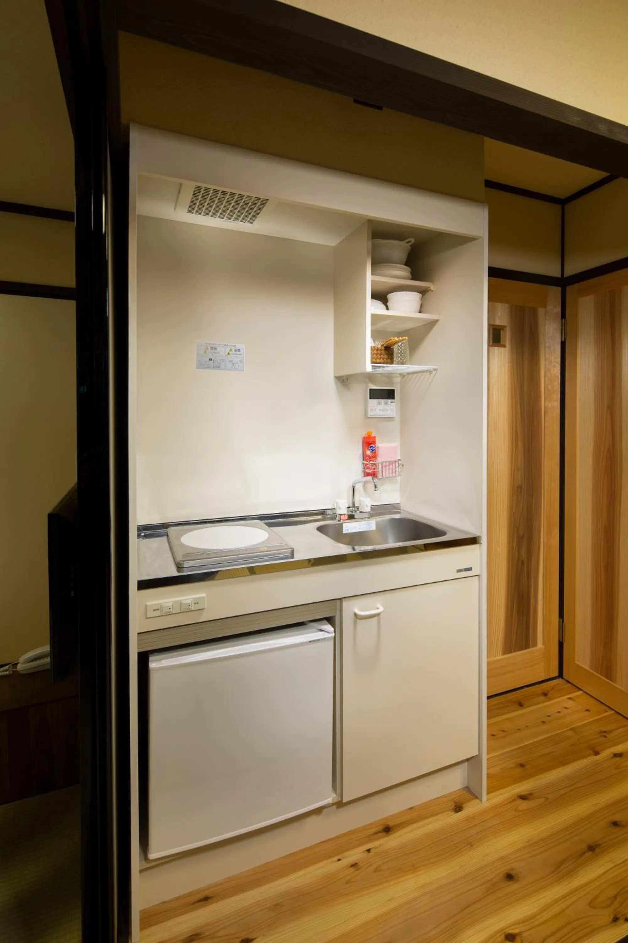 Kitchen or kitchenette in Tsumugi Tofukuji Minamimon