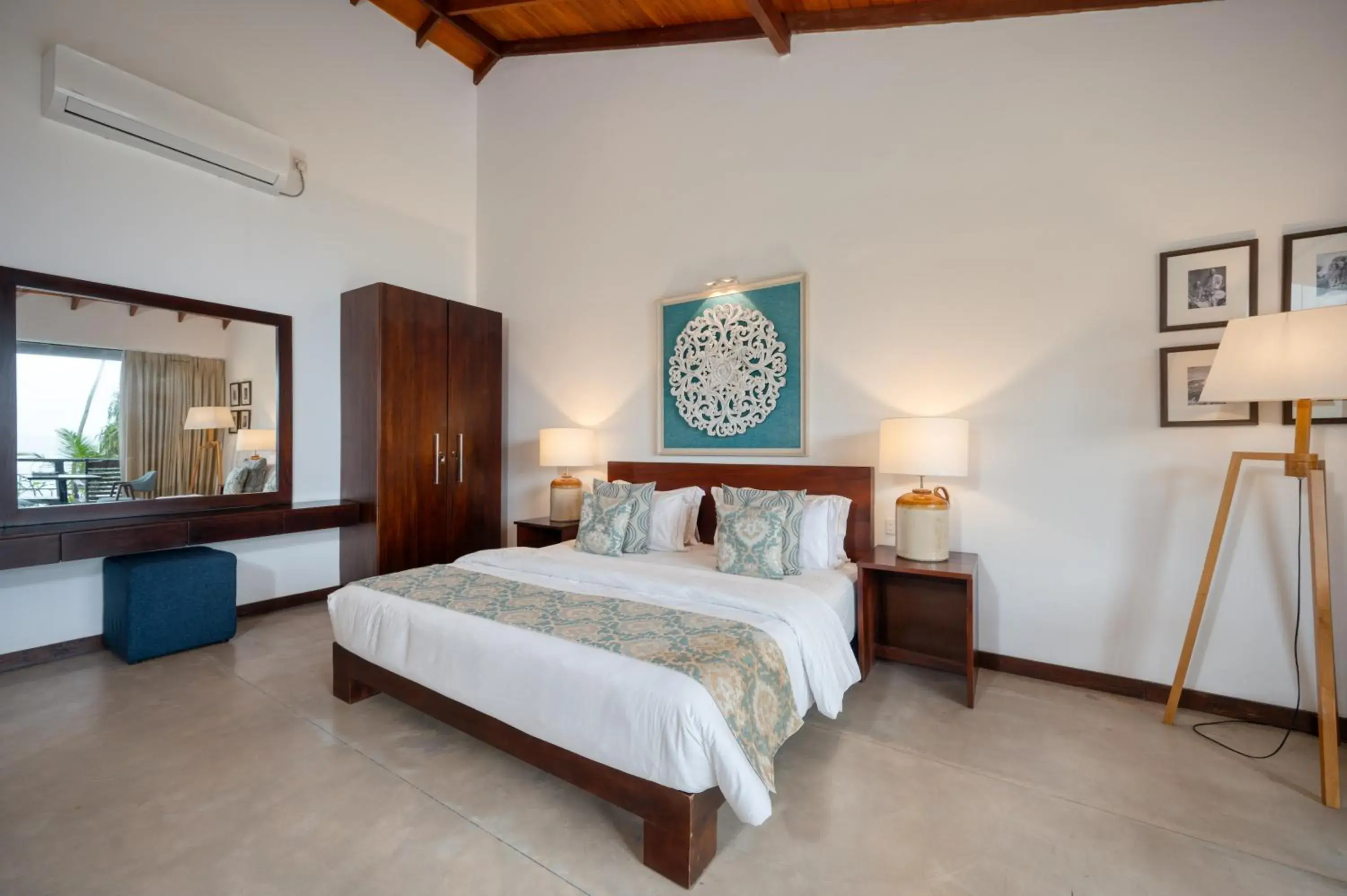 Sea view, Bed in Mirissa Beach Villa Sea view, Bed in Mirissa Beach Villa