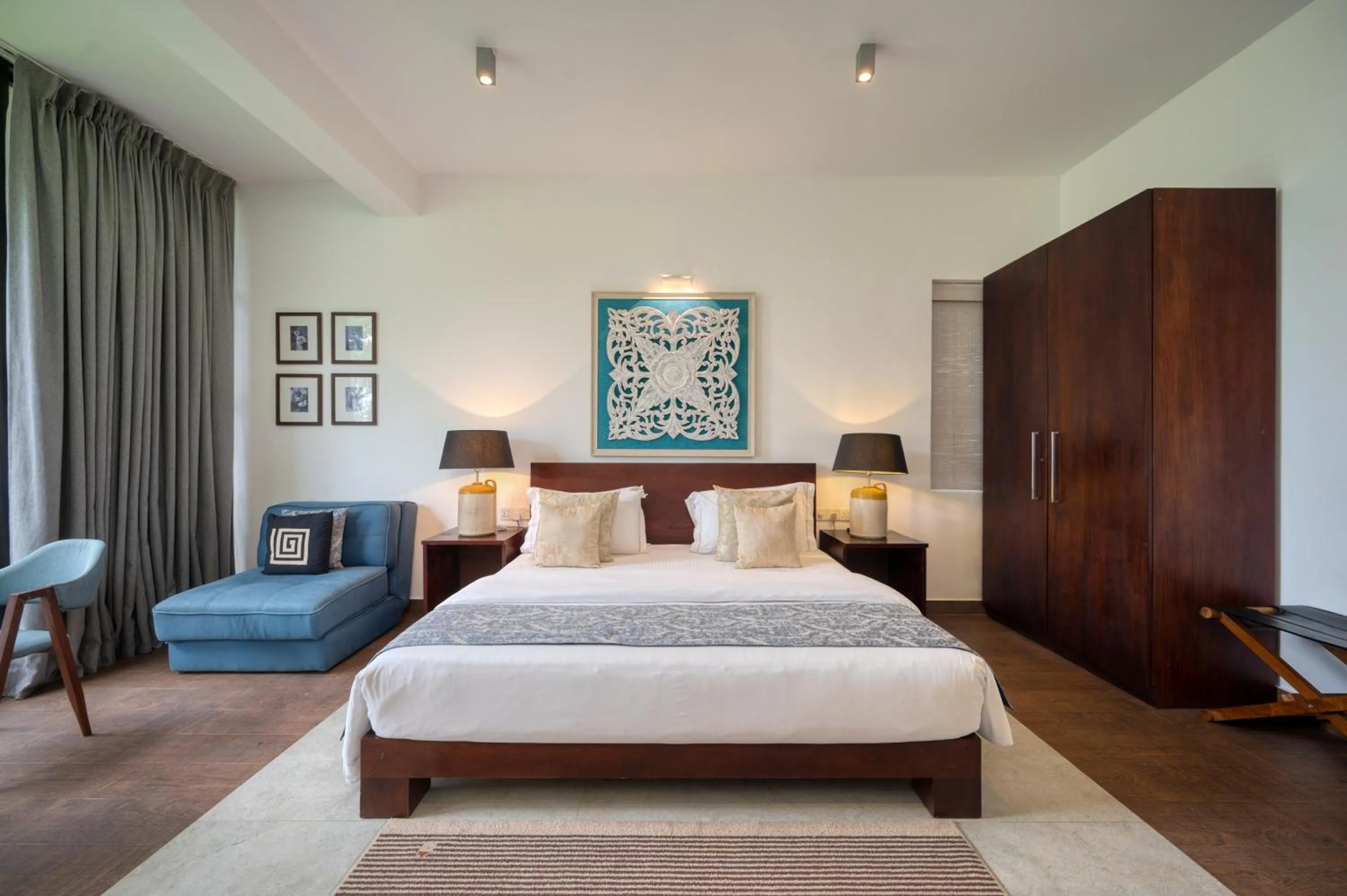 Bed in Mirissa Beach Villa