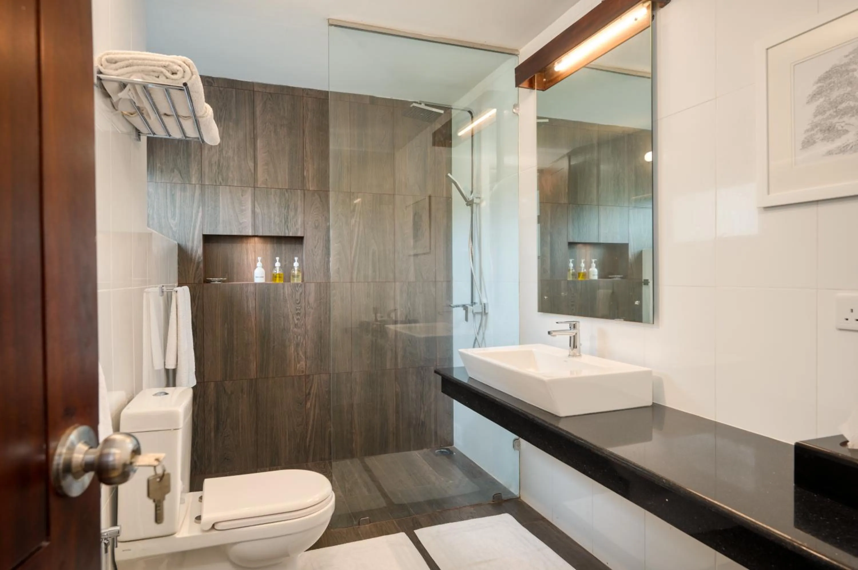 Toilet in Mirissa Beach Villa