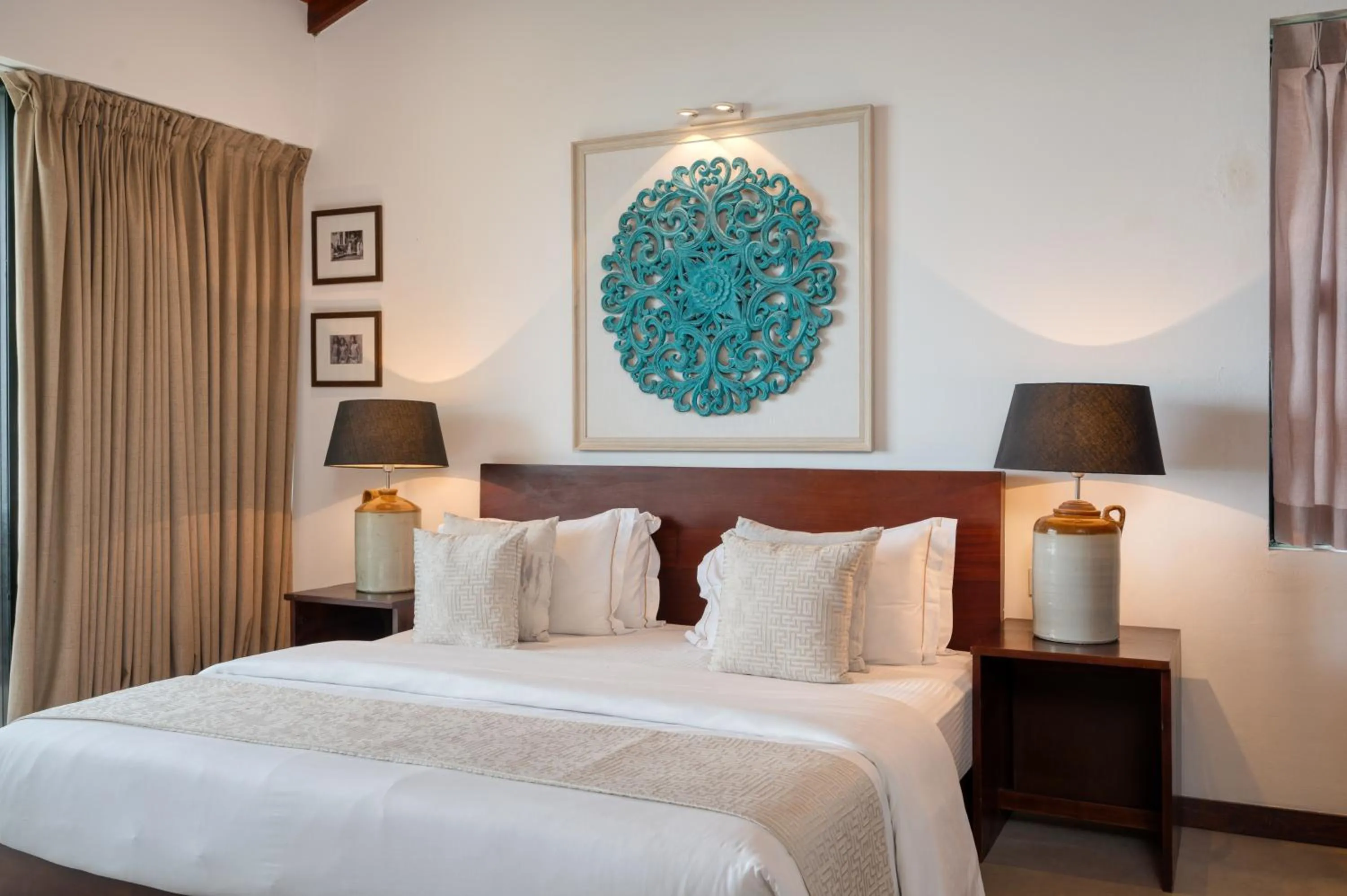 Bed in Mirissa Beach Villa