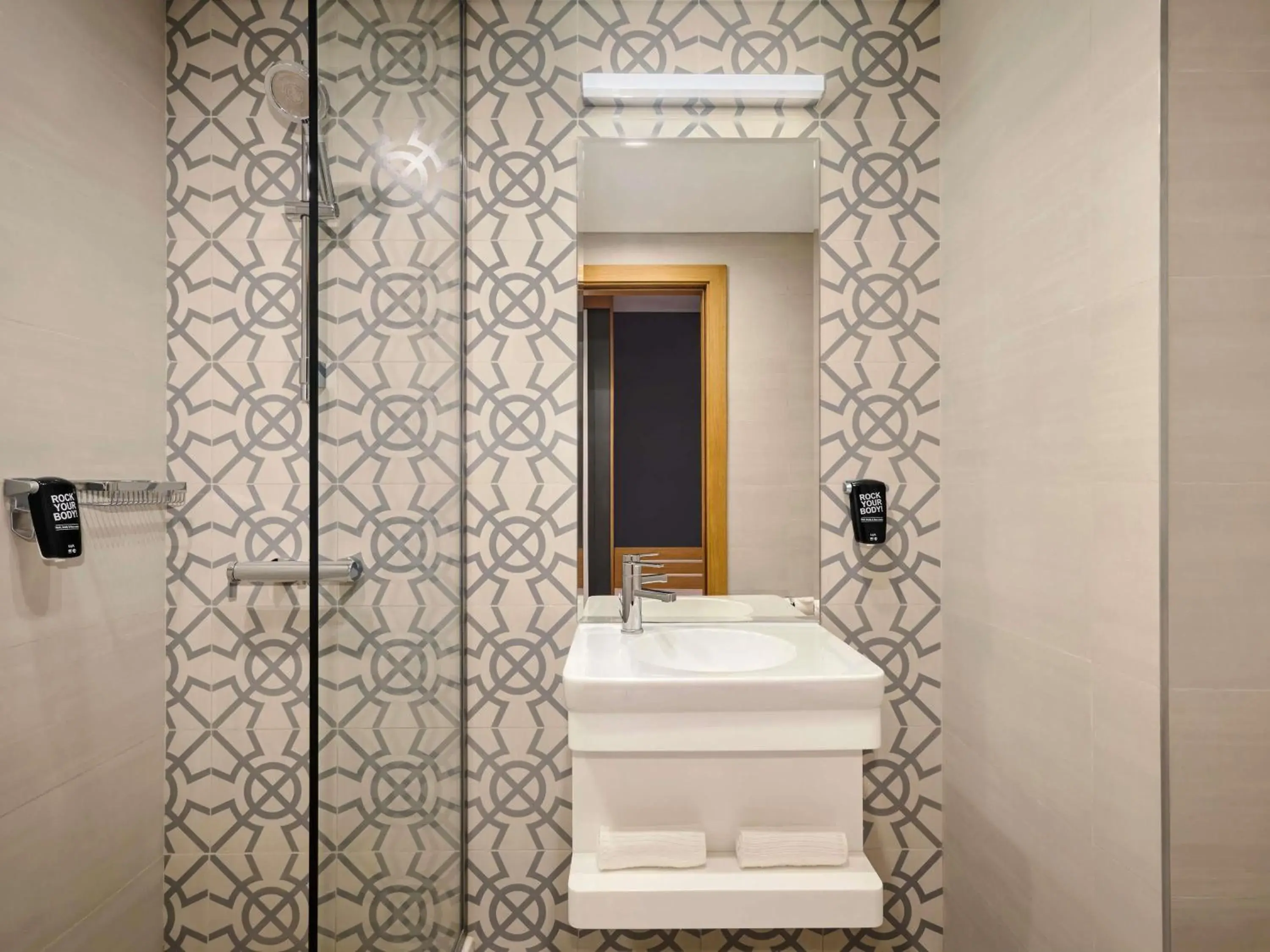 Bedroom in ibis Styles Manama Diplomatic Area Bedroom in ibis Styles Manama Diplomatic Area