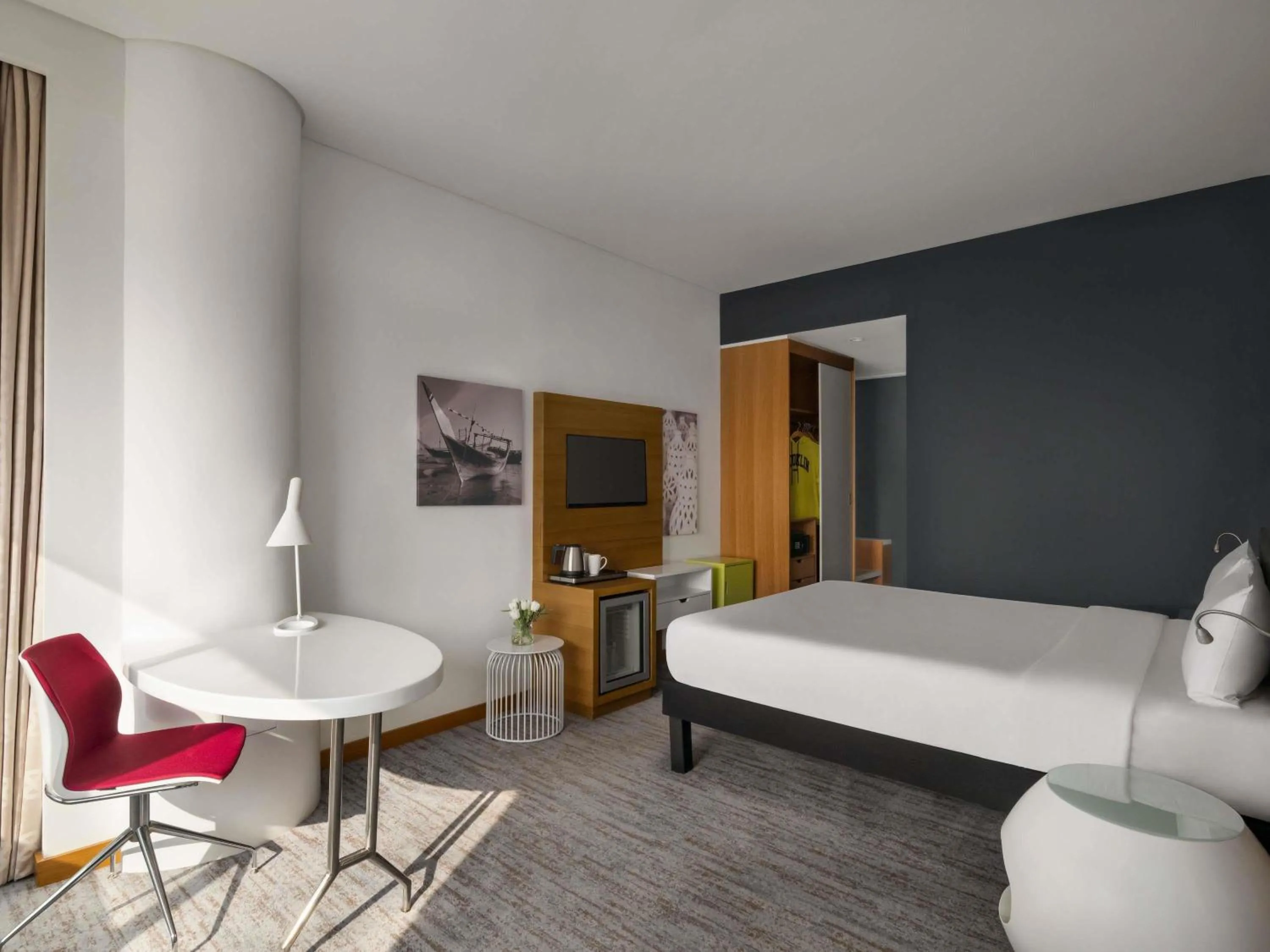 Bedroom, Bed in ibis Styles Manama Diplomatic Area