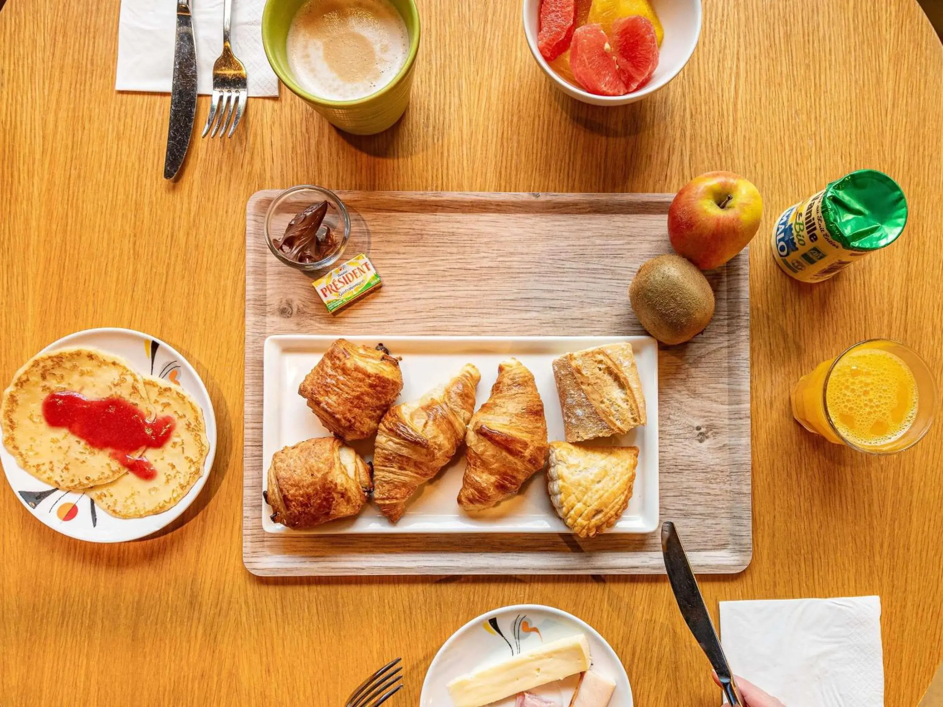 Breakfast in ibis Styles Paris 16 Boulogne Breakfast in ibis Styles Paris 16 Boulogne