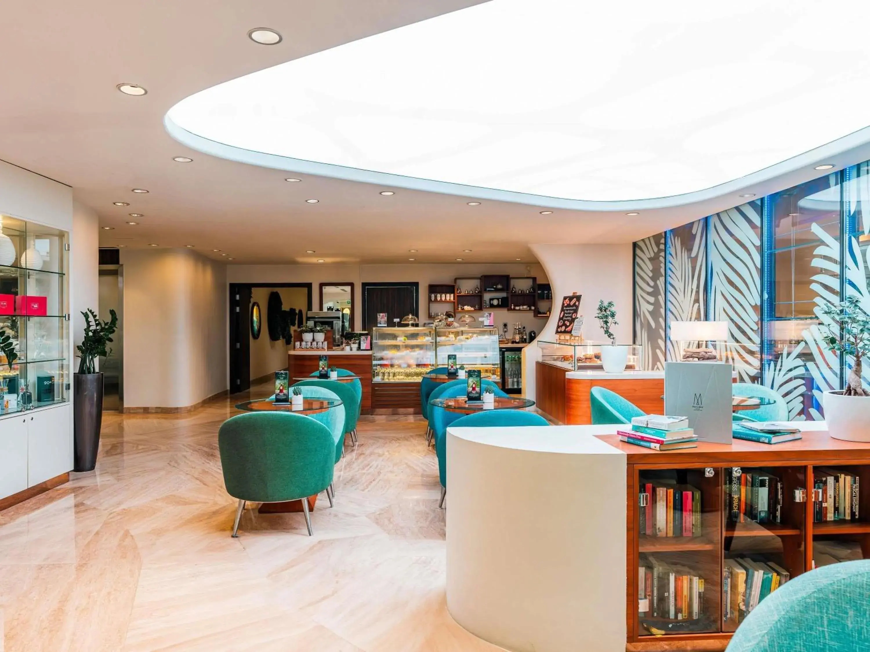 Restaurant/places to eat in The Retreat Palm Dubai MGallery by Sofitel Restaurant/places to eat in The Retreat Palm Dubai MGallery by Sofitel