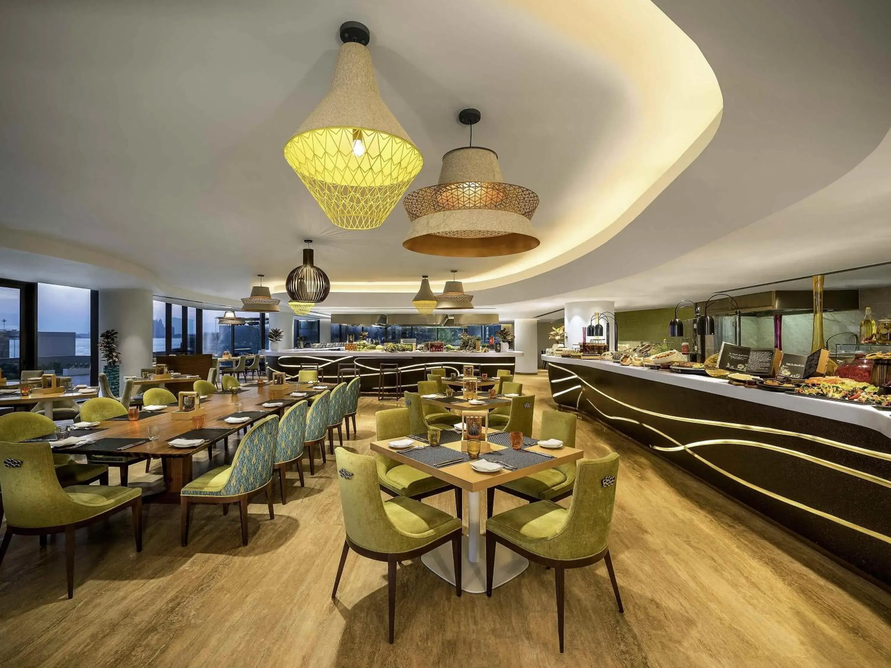 Restaurant/places to eat in The Retreat Palm Dubai MGallery by Sofitel Restaurant/places to eat in The Retreat Palm Dubai MGallery by Sofitel