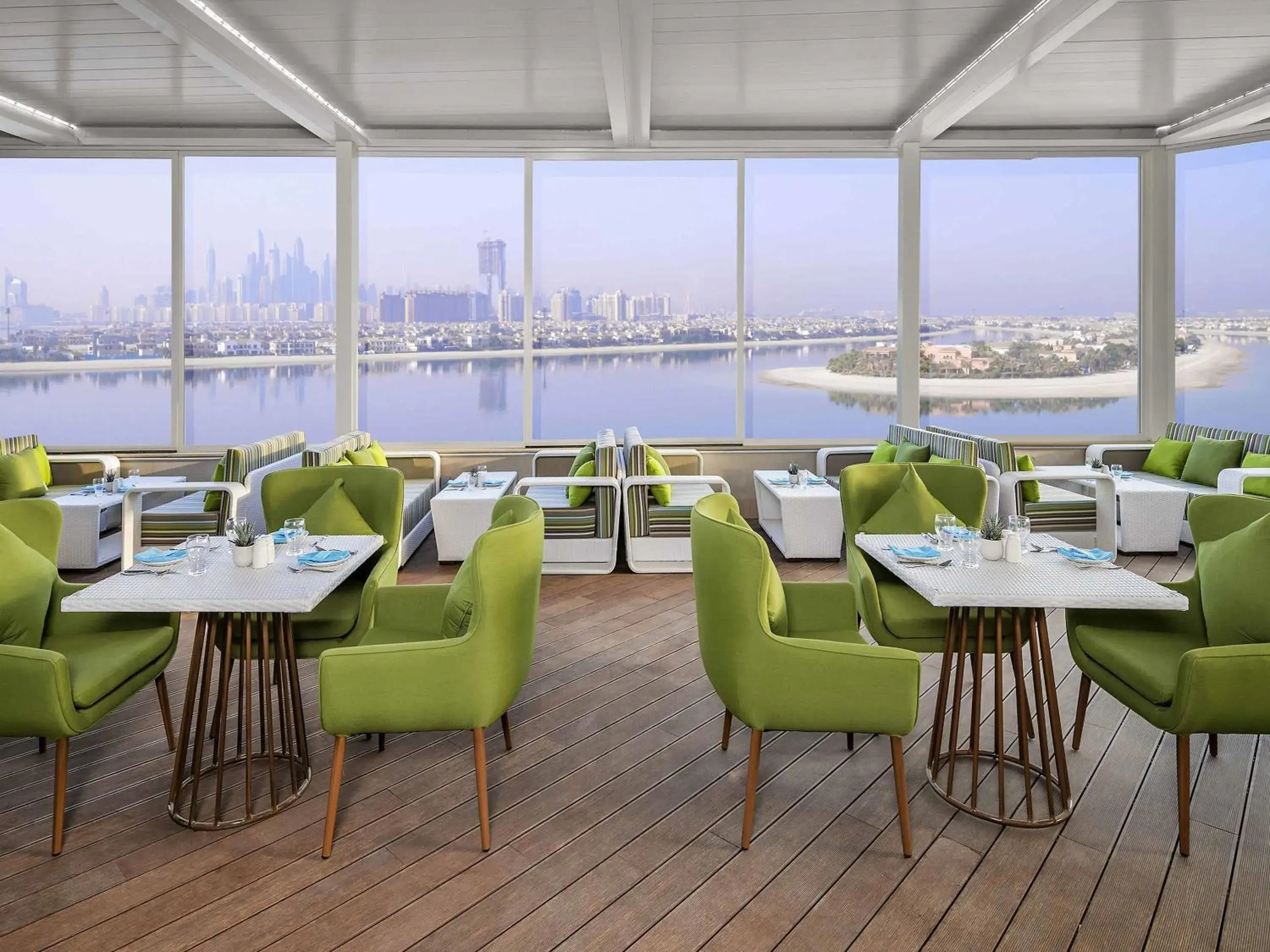 Restaurant/places to eat in The Retreat Palm Dubai MGallery by Sofitel Restaurant/places to eat in The Retreat Palm Dubai MGallery by Sofitel