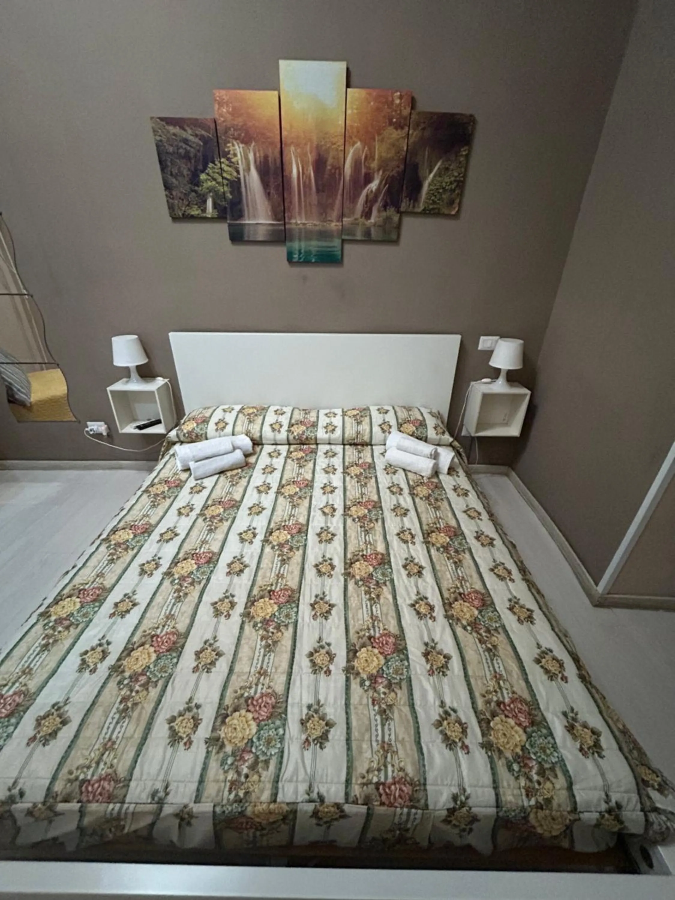 Bedroom, Bed in 'A Funtanella