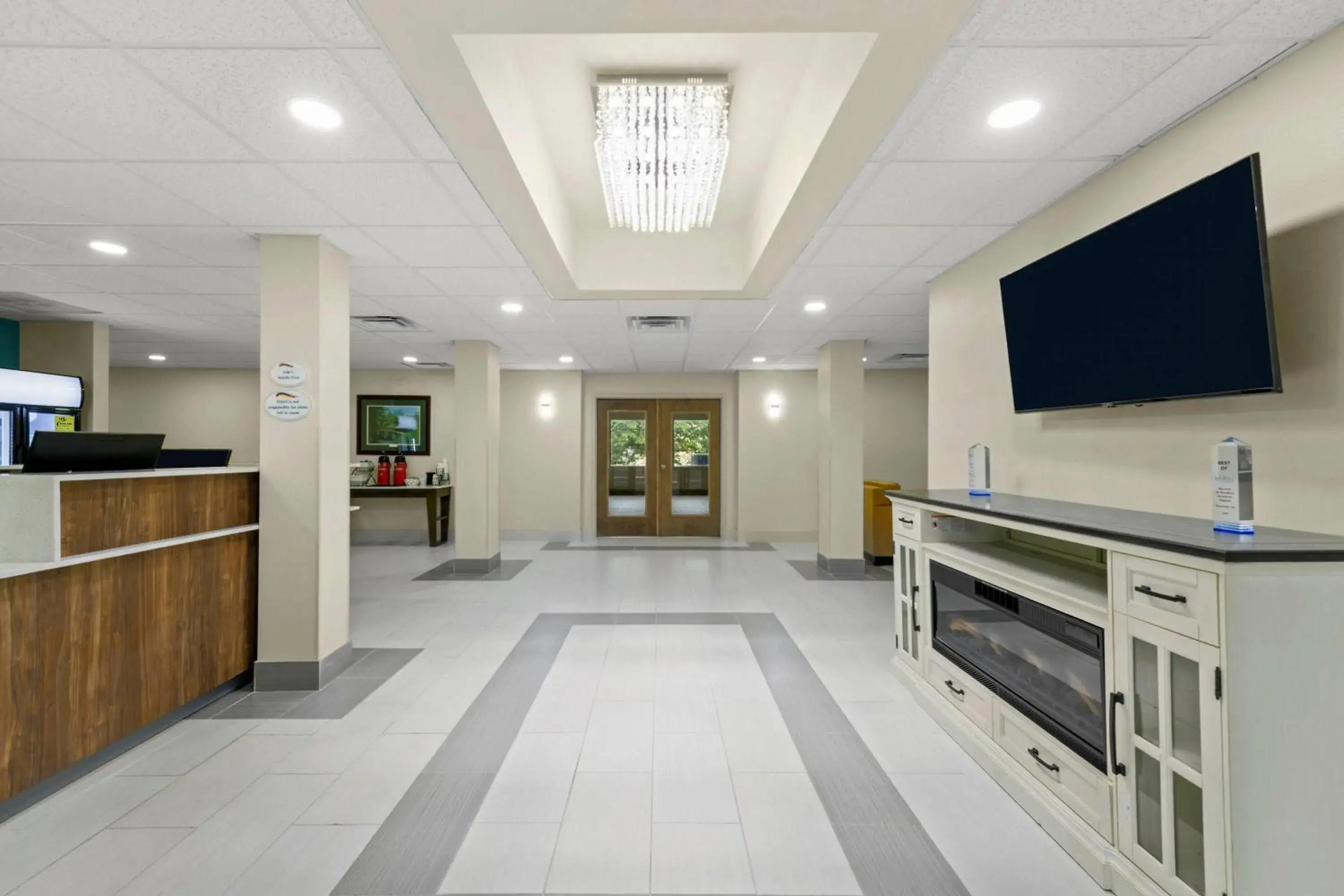 Lobby or reception in Baymont by Wyndham Grovetown Augusta Lobby or reception in Baymont by Wyndham Grovetown Augusta