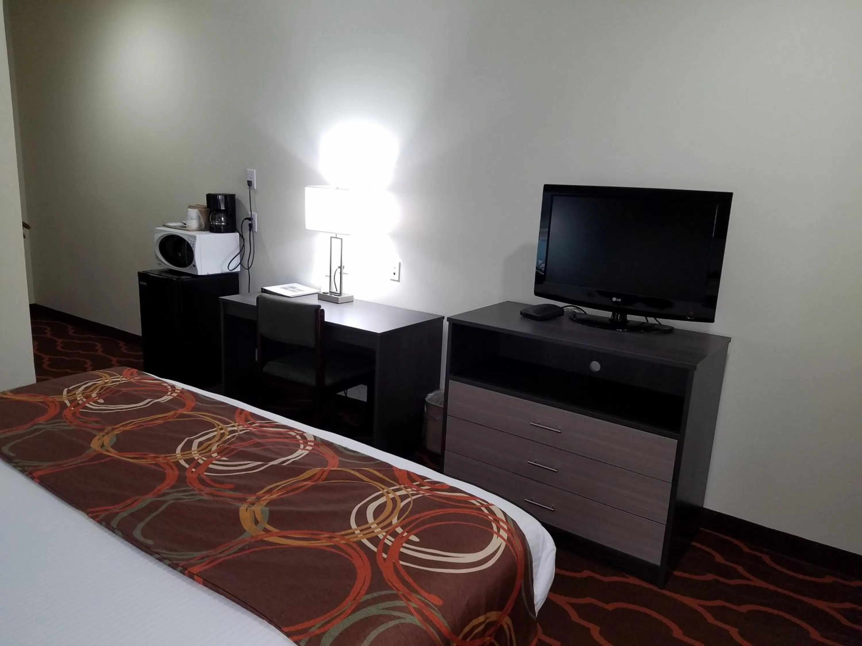 Bed in Baymont by Wyndham Grovetown Augusta